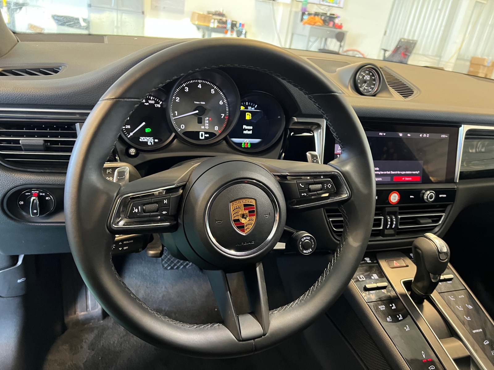 Thumbnail: 2022 Porsche Macan - 4