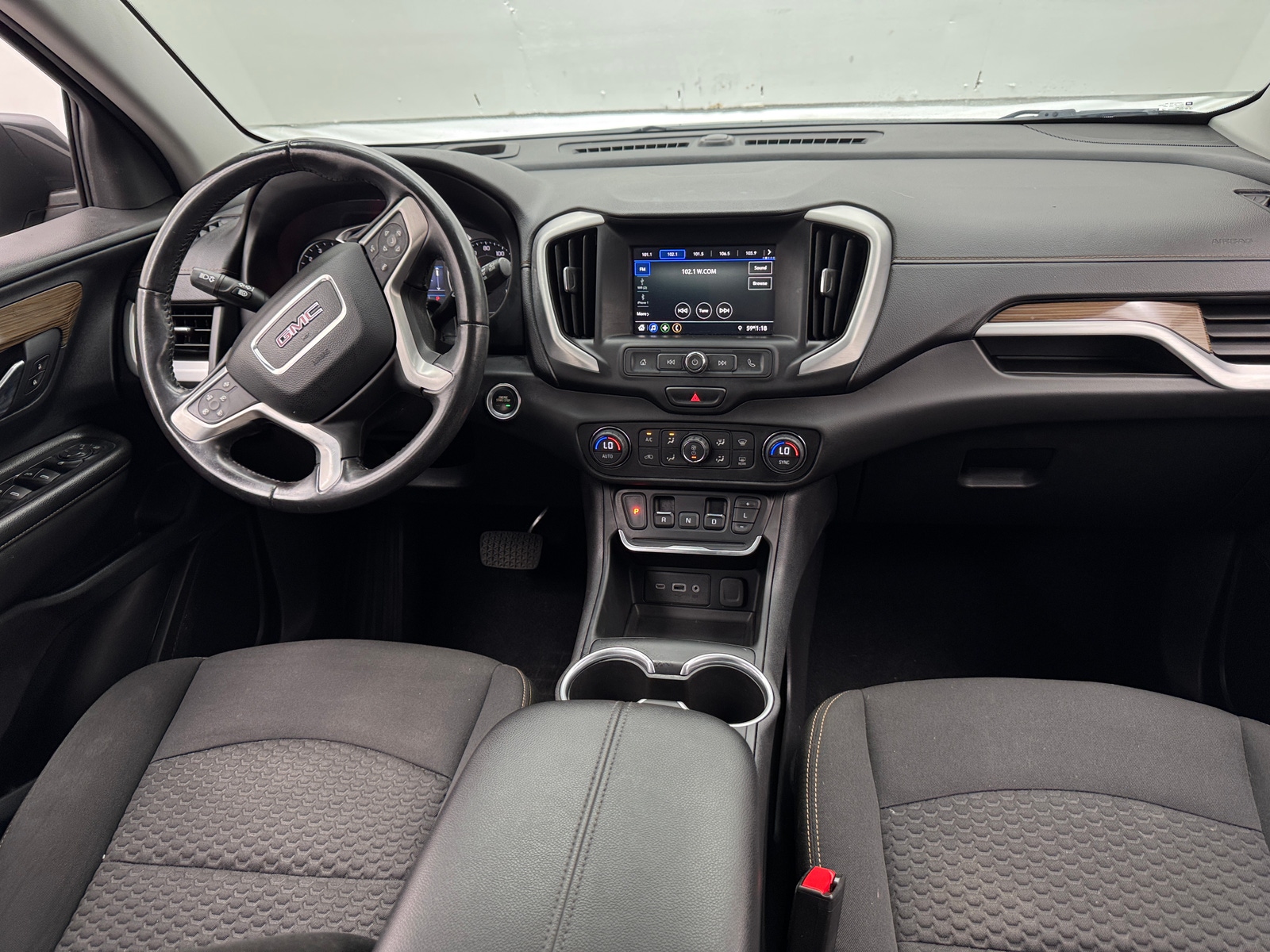 Thumbnail: 2020 GMC Terrain - 3