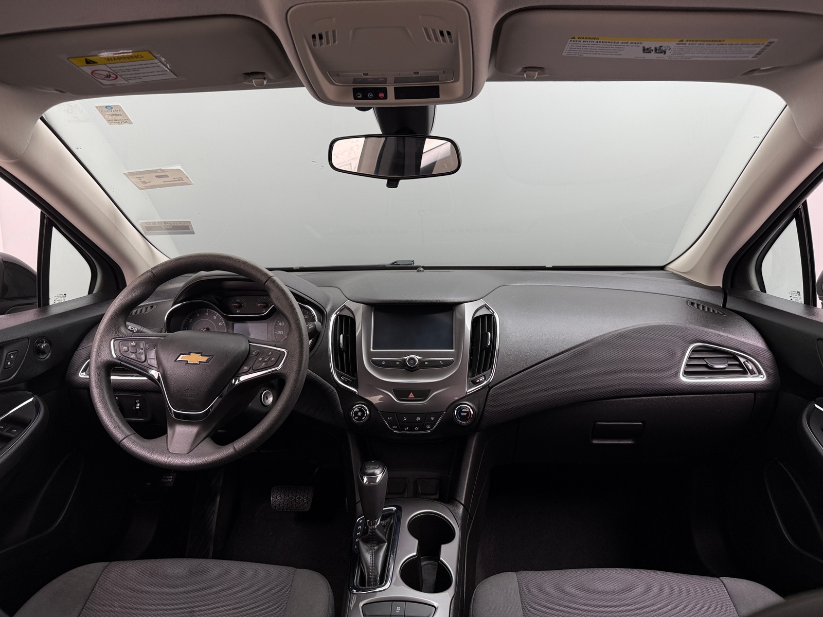 Thumbnail: 2017 Chevrolet Cruze - 3