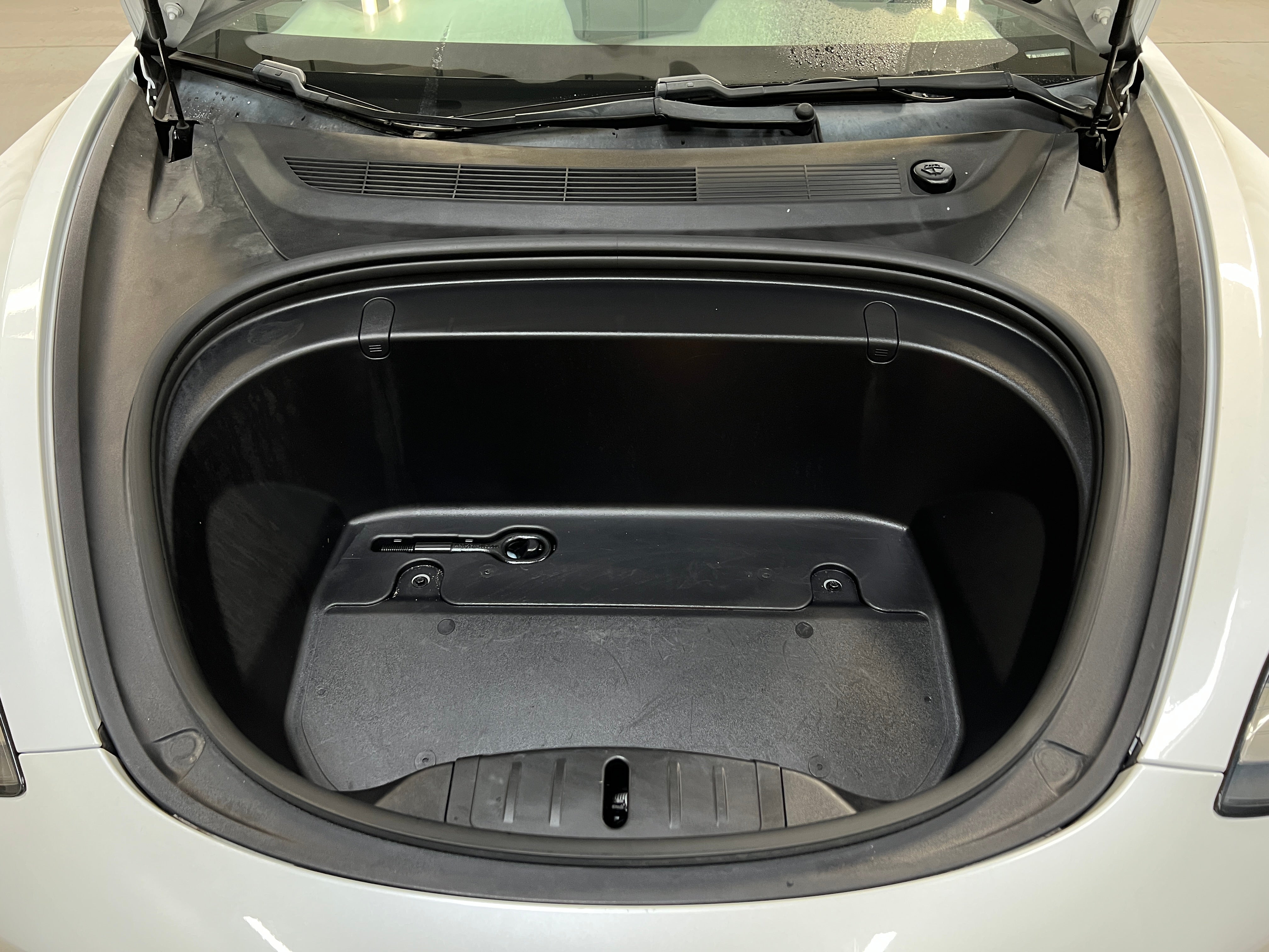 Used 2019 Tesla Model 3 Base with VIN 5YJ3E1EA7KF403001 for sale in Auburn, WA