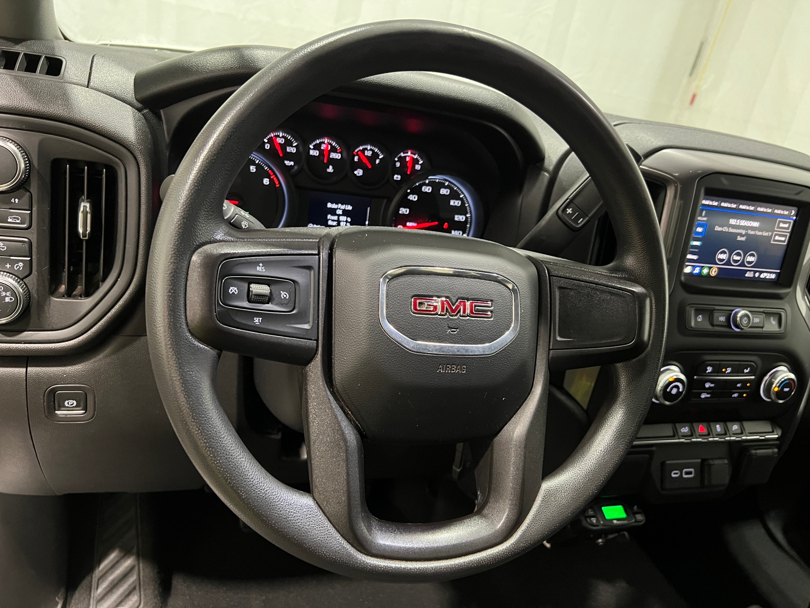 Thumbnail: 2021 GMC Sierra 1500 - 4