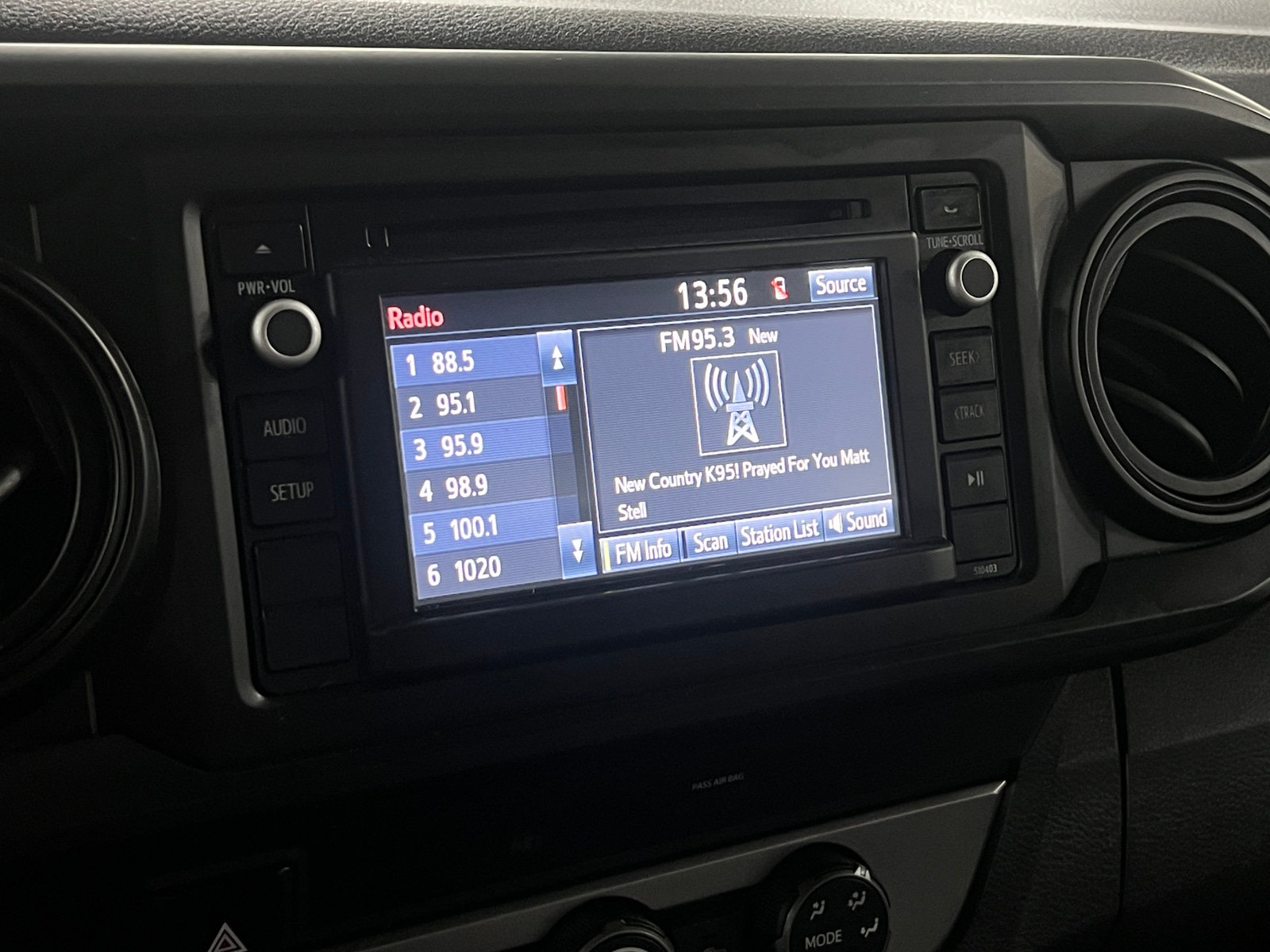 Thumbnail: 2019 Toyota Tacoma - 4