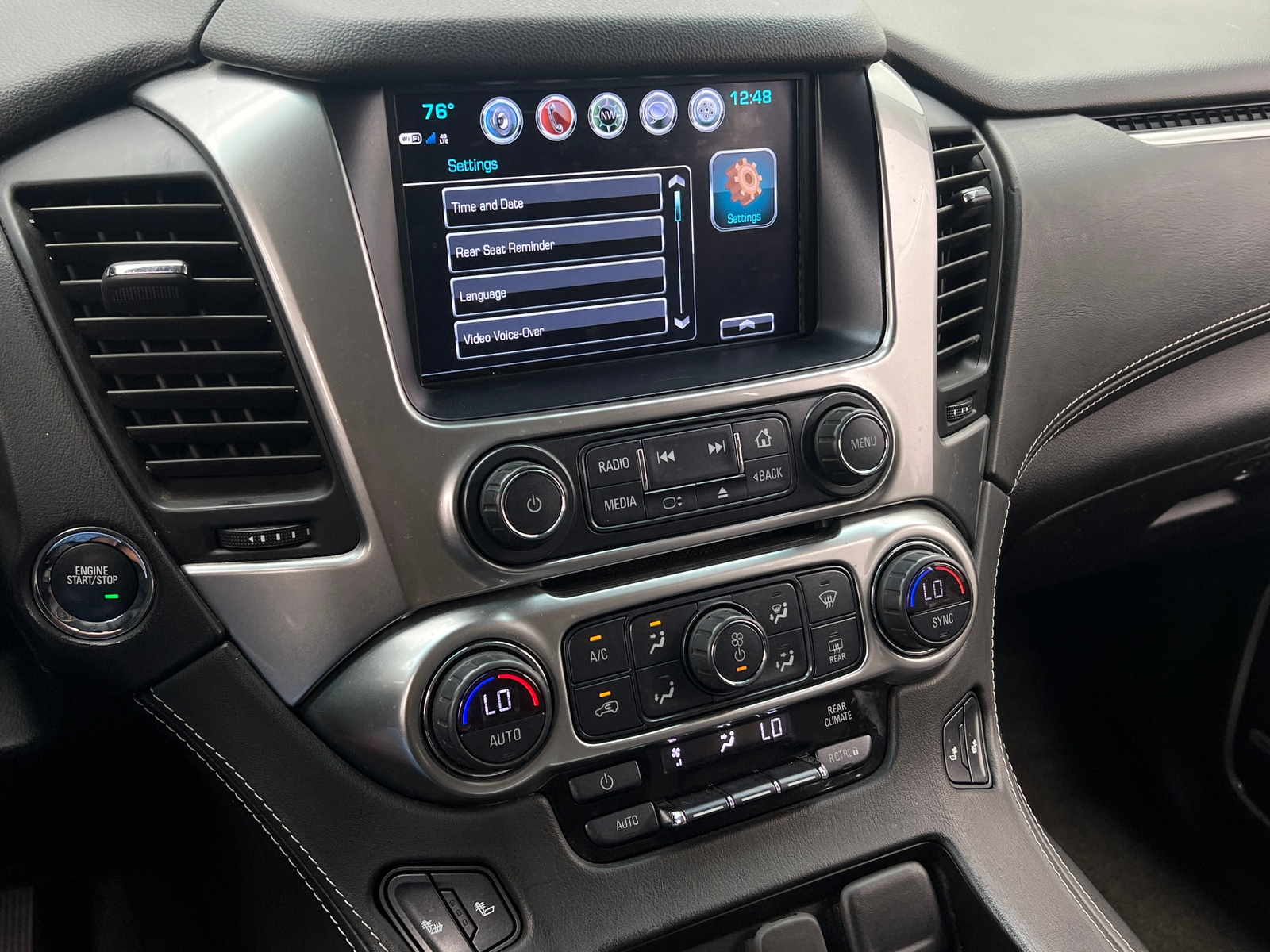 Thumbnail: 2018 Chevrolet Tahoe - 3