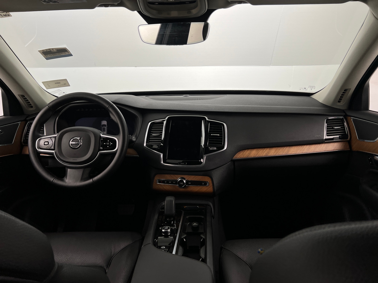 Thumbnail: 2025 Volvo XC90 - 2