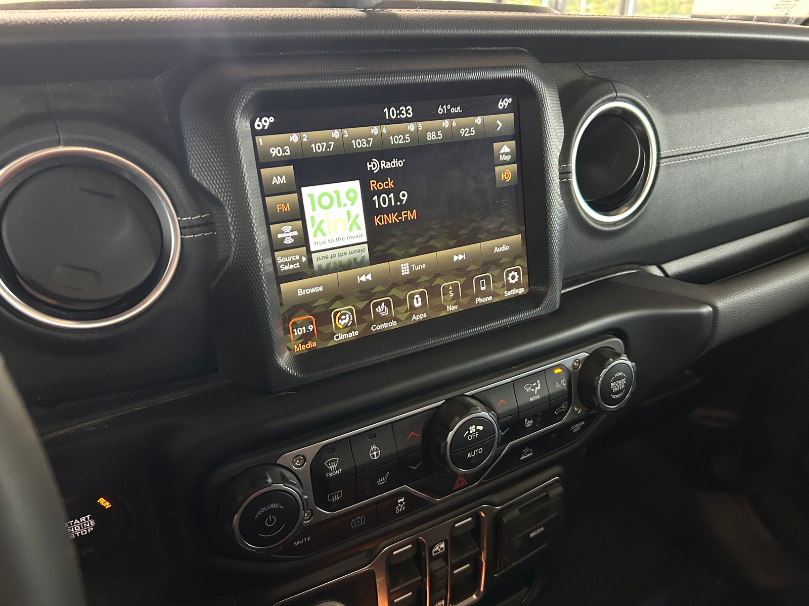 Thumbnail: 2023 Jeep Wrangler - 4