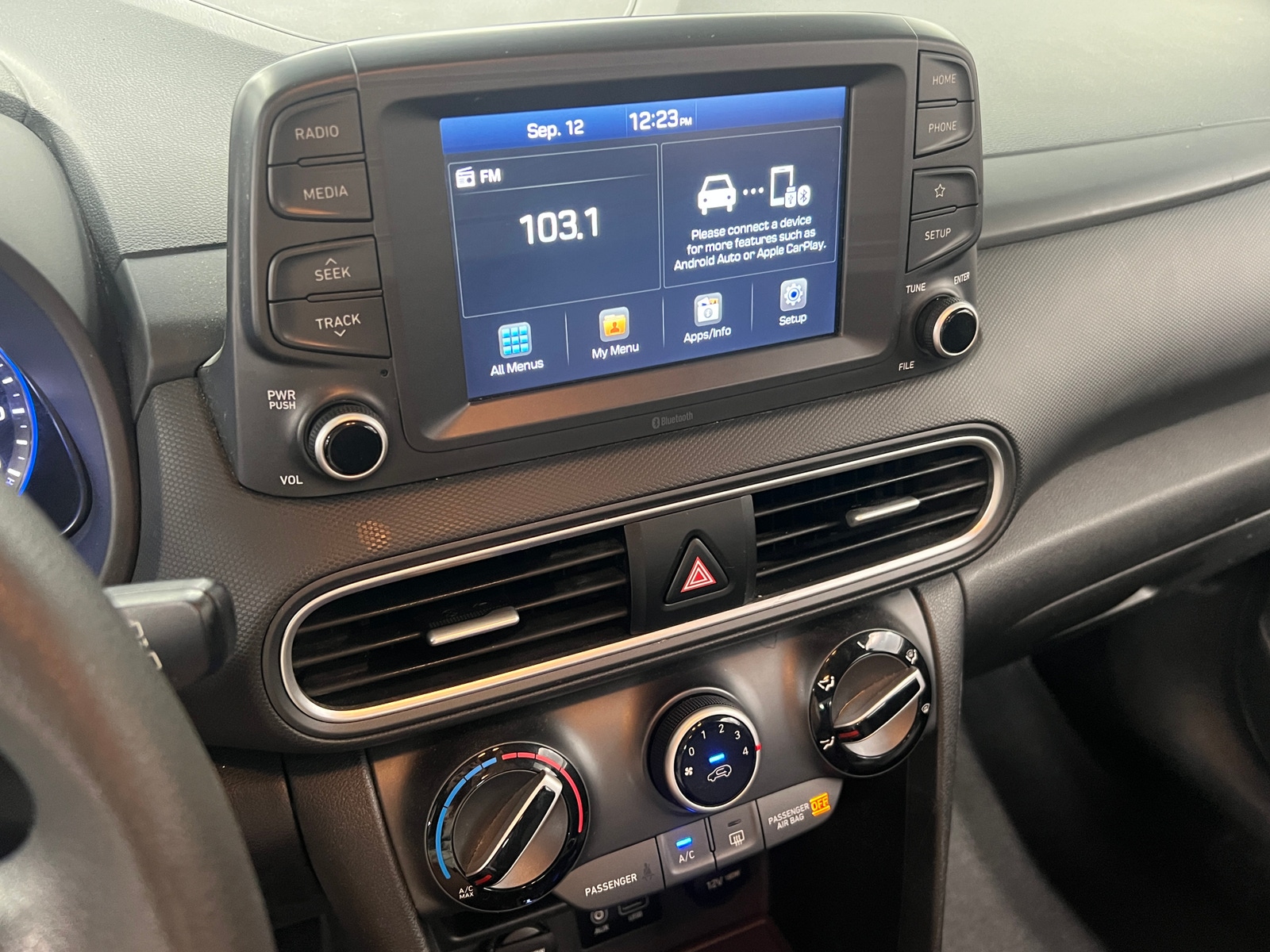 Thumbnail: 2018 Hyundai Kona - 4