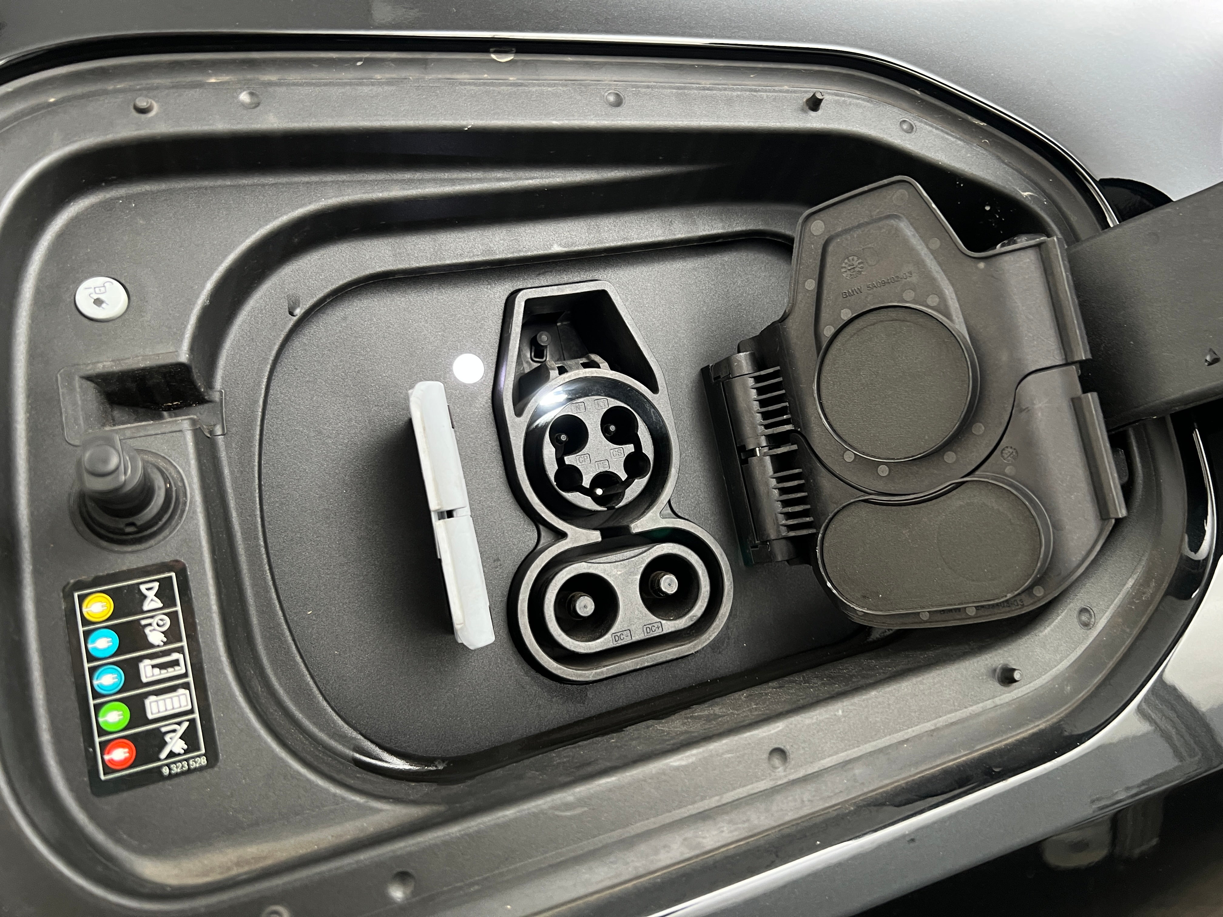 Used 2025 BMW iX 50 with VIN WB523CF04SCS39976 for sale in Auburn, WA