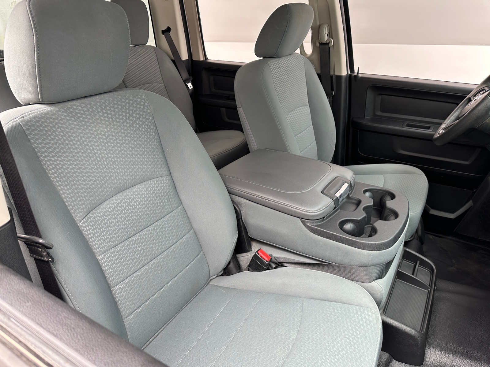 Thumbnail: 2019 RAM 1500 Classic - 2