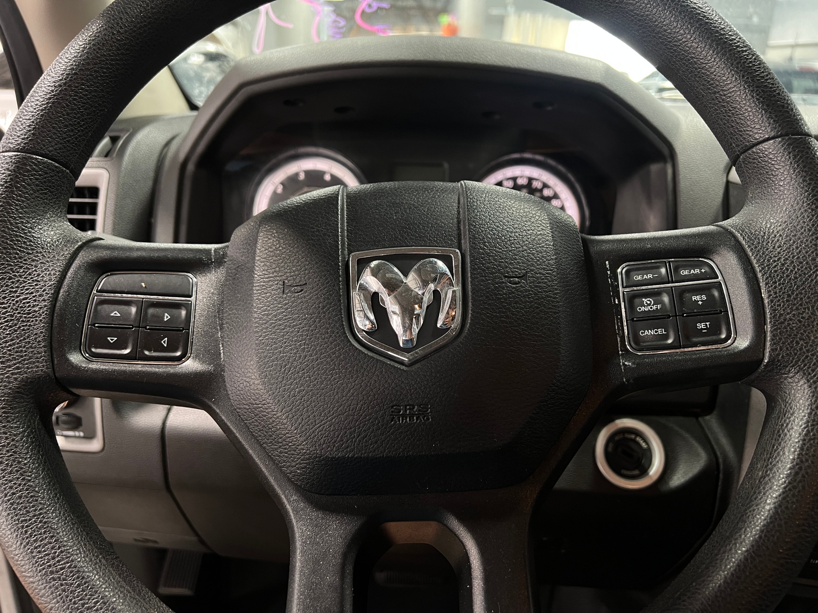 Thumbnail: 2019 RAM 1500 Classic - 5