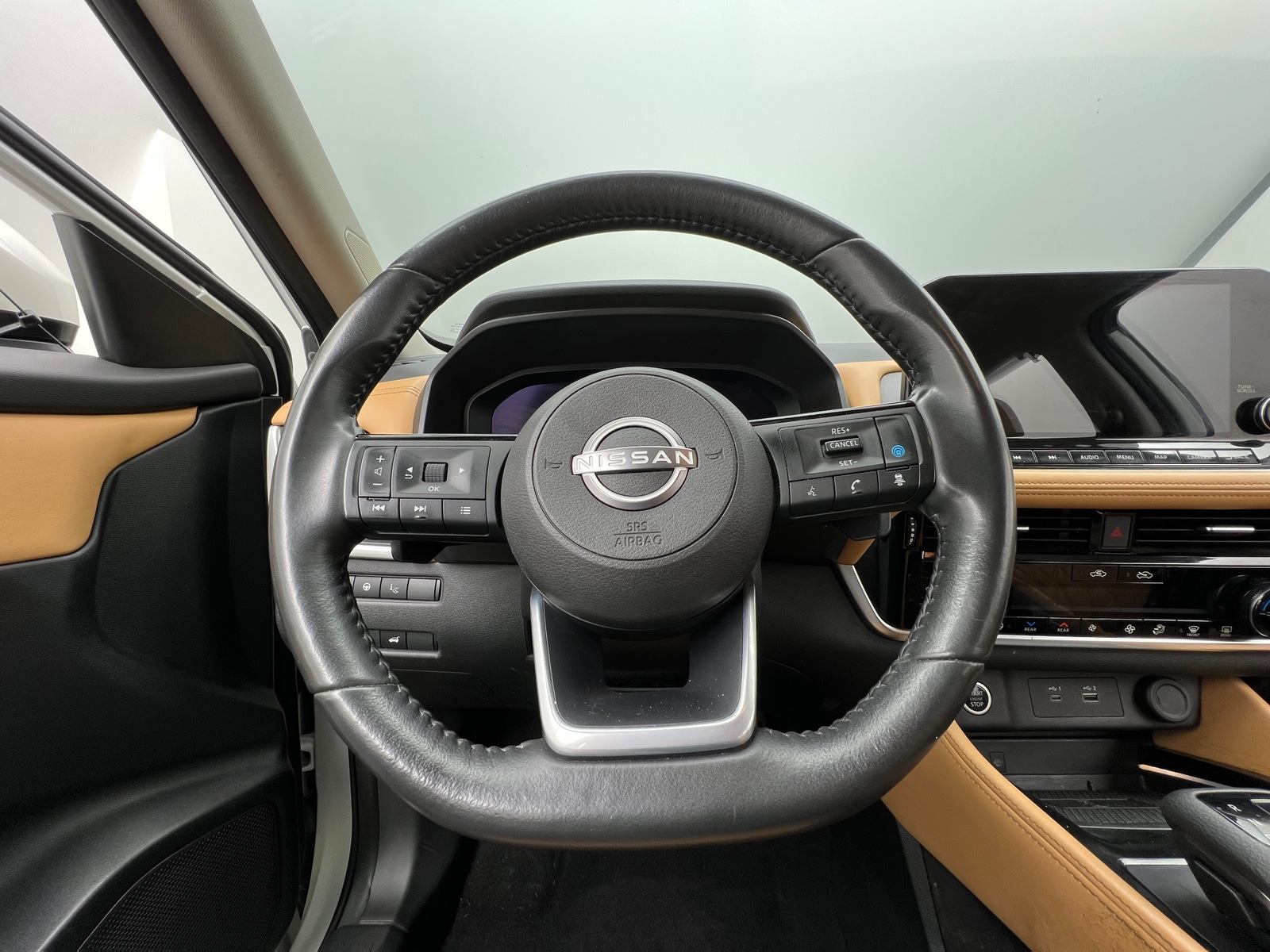 Thumbnail: 2023 Nissan Rogue - 4