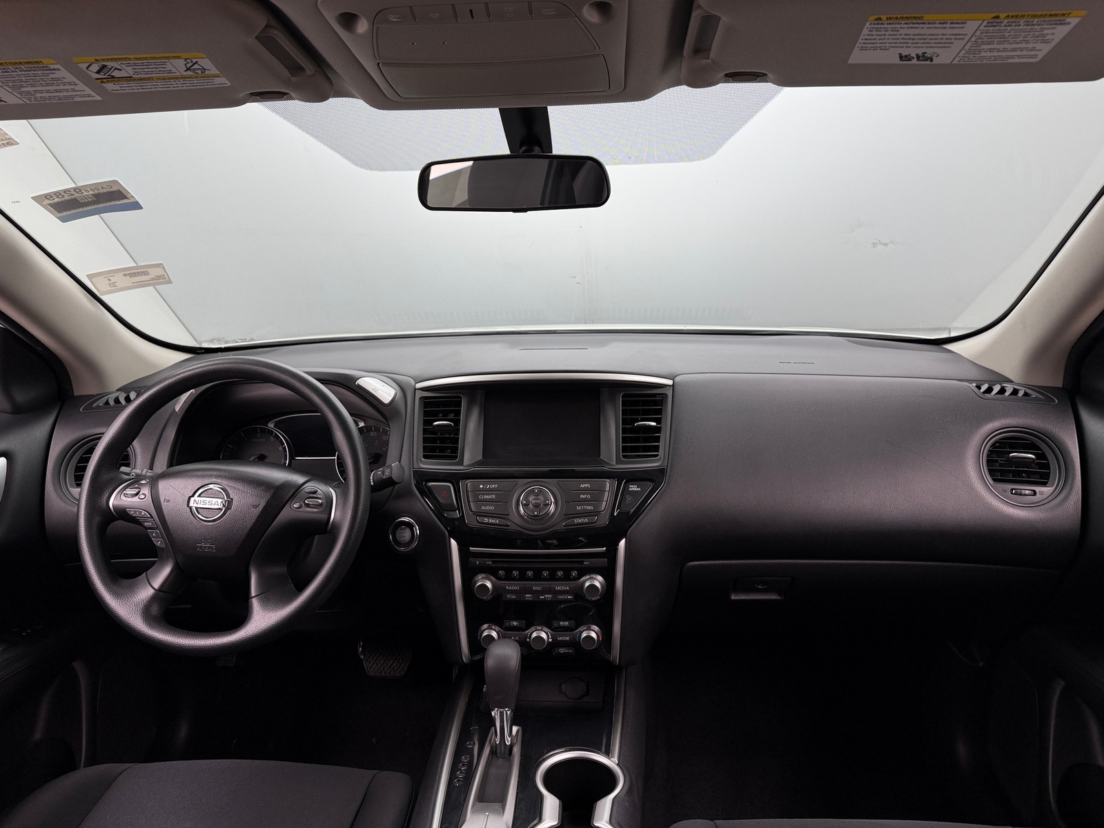 Thumbnail: 2017 Nissan Pathfinder - 3
