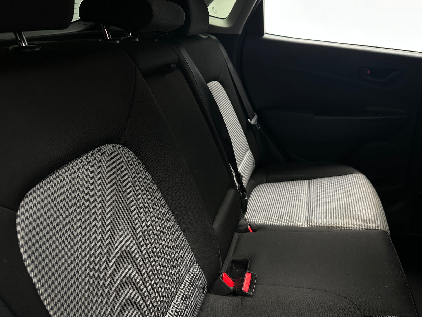 Thumbnail: 2021 Hyundai Kona - 6