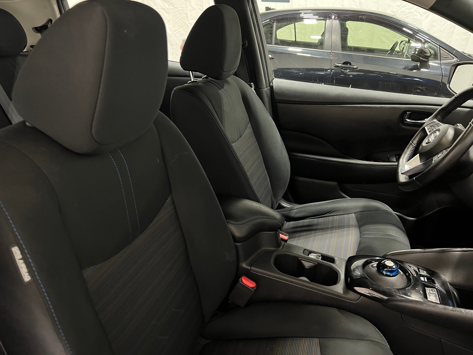 Thumbnail: 2020 Nissan Leaf - 2