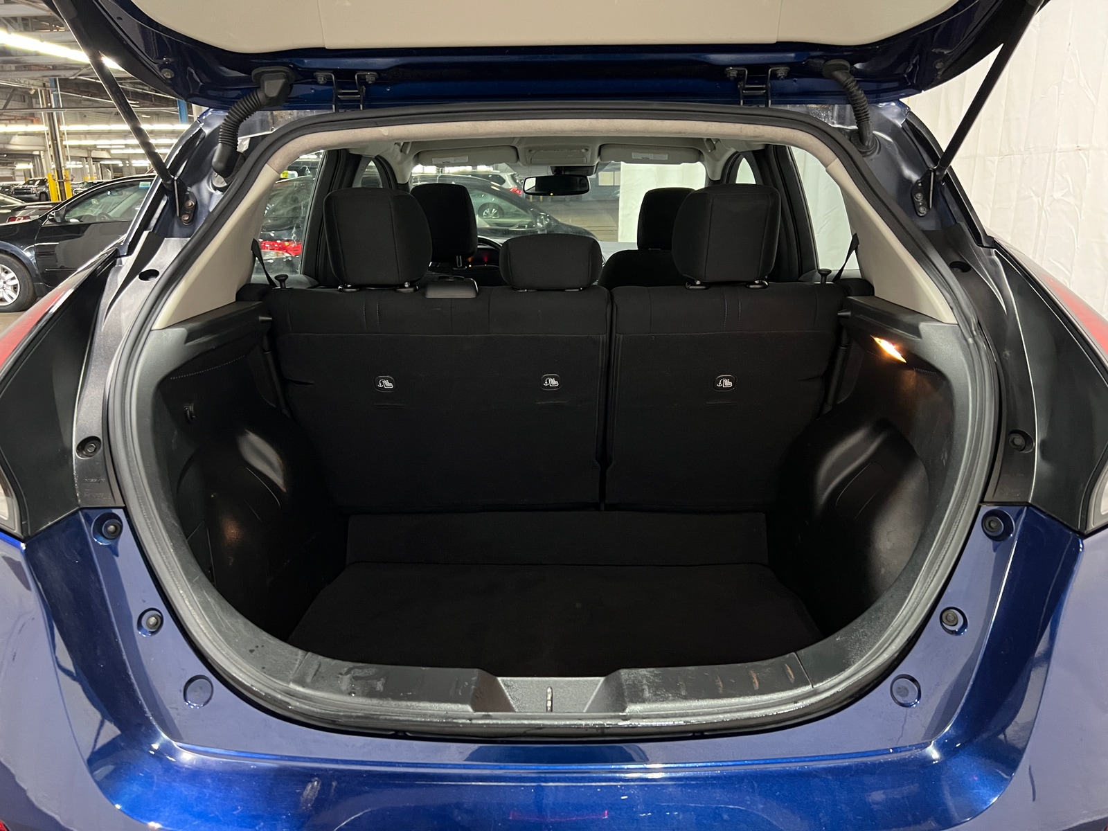 Thumbnail: 2020 Nissan Leaf - 7
