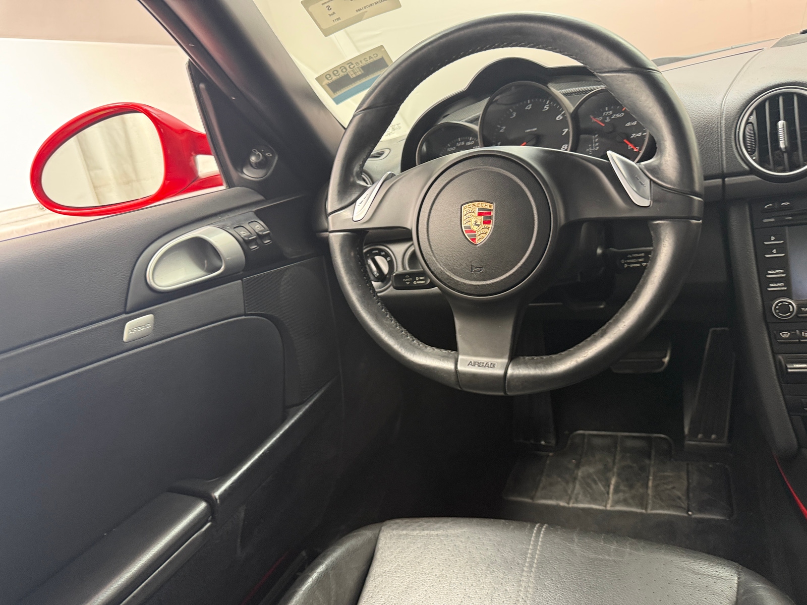 Thumbnail: 2011 Porsche Cayman - 3