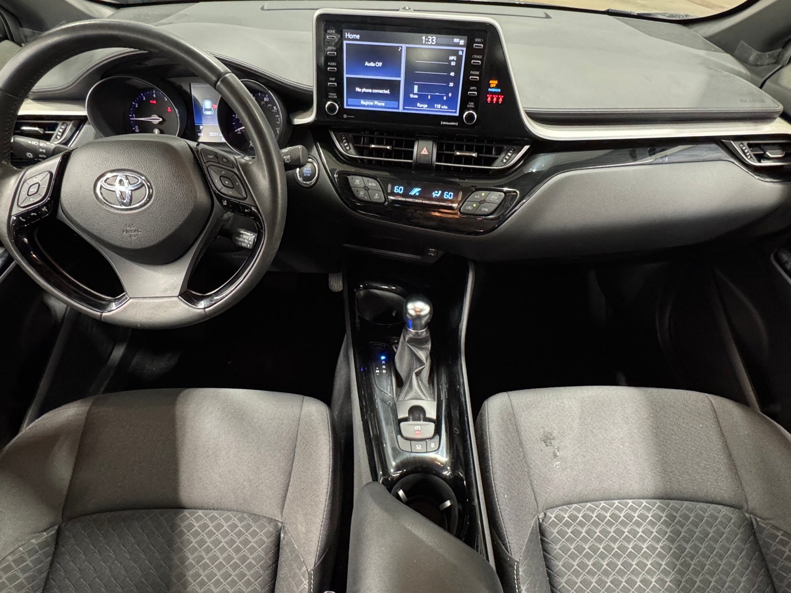 Thumbnail: 2022 Toyota C-HR - 3
