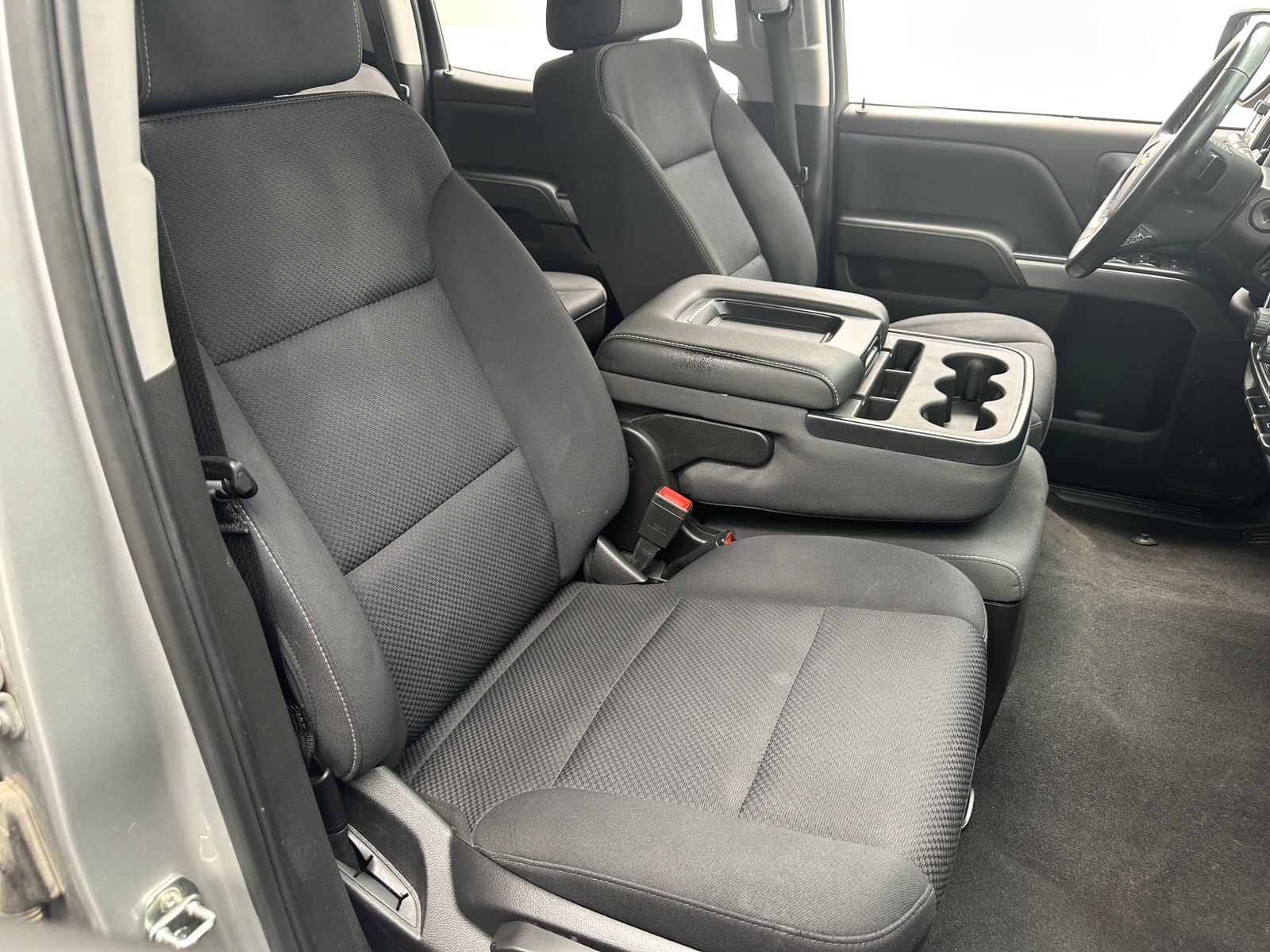 Thumbnail: 2018 Chevrolet Silverado 1500 - 2