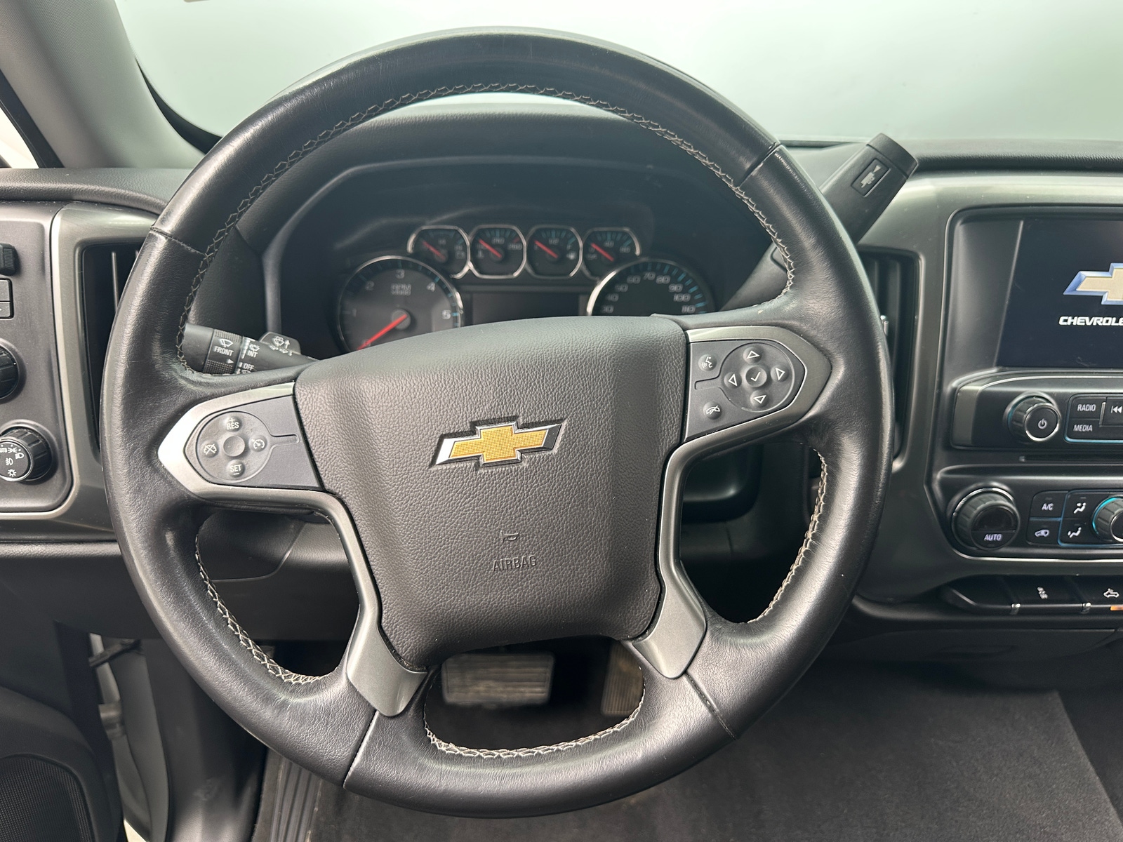 Thumbnail: 2018 Chevrolet Silverado 1500 - 5