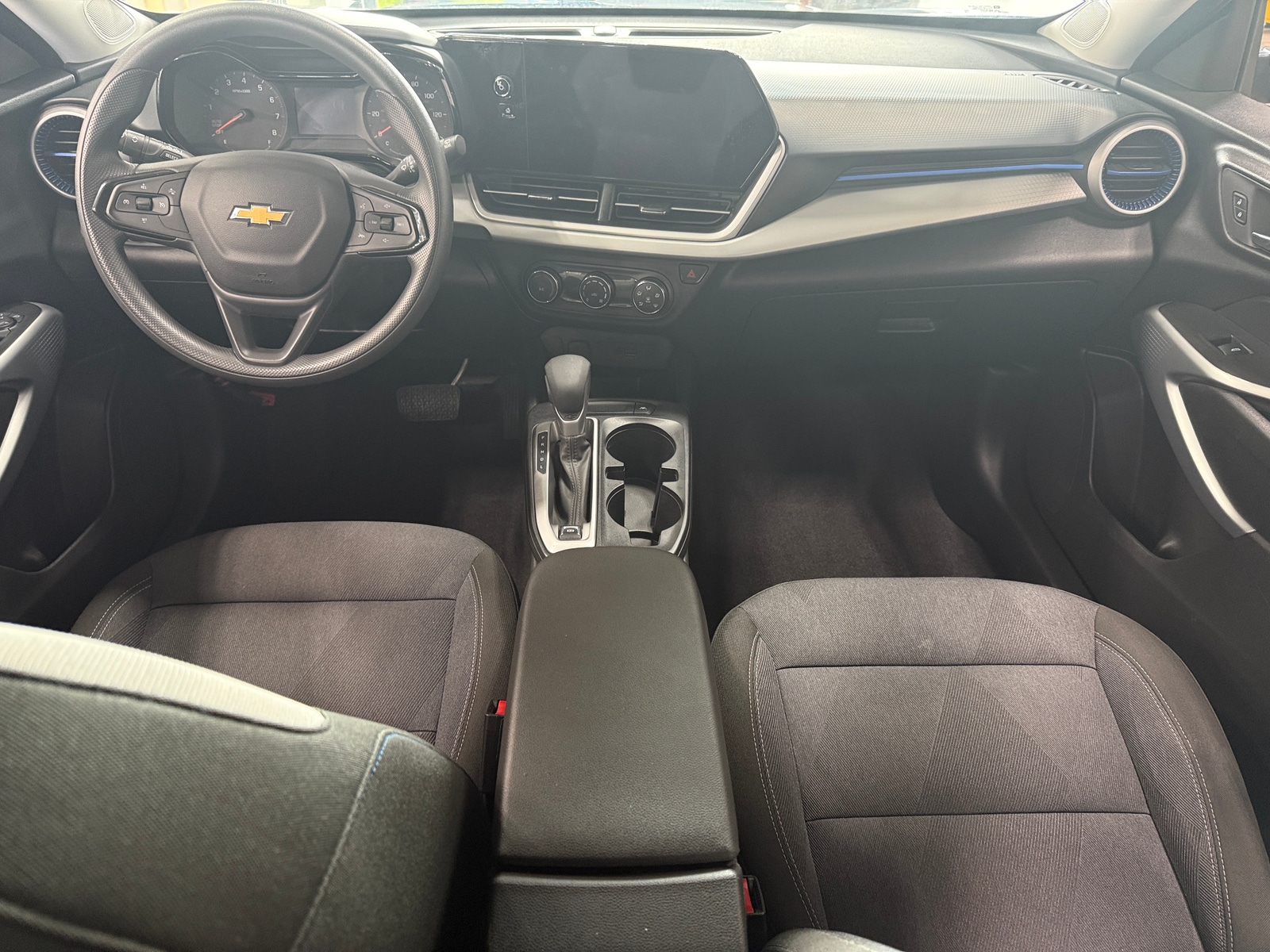 Thumbnail: 2025 Chevrolet Trax - 3