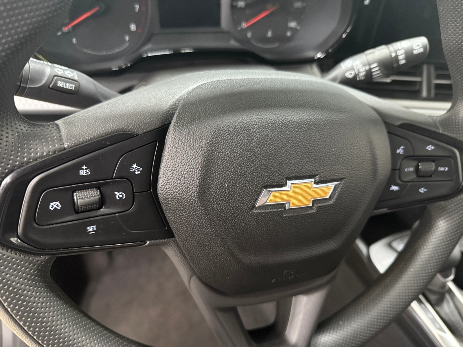 Thumbnail: 2025 Chevrolet Trax - 5