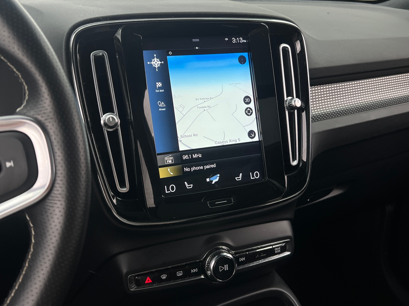 Thumbnail: 2021 Volvo XC40 - 3