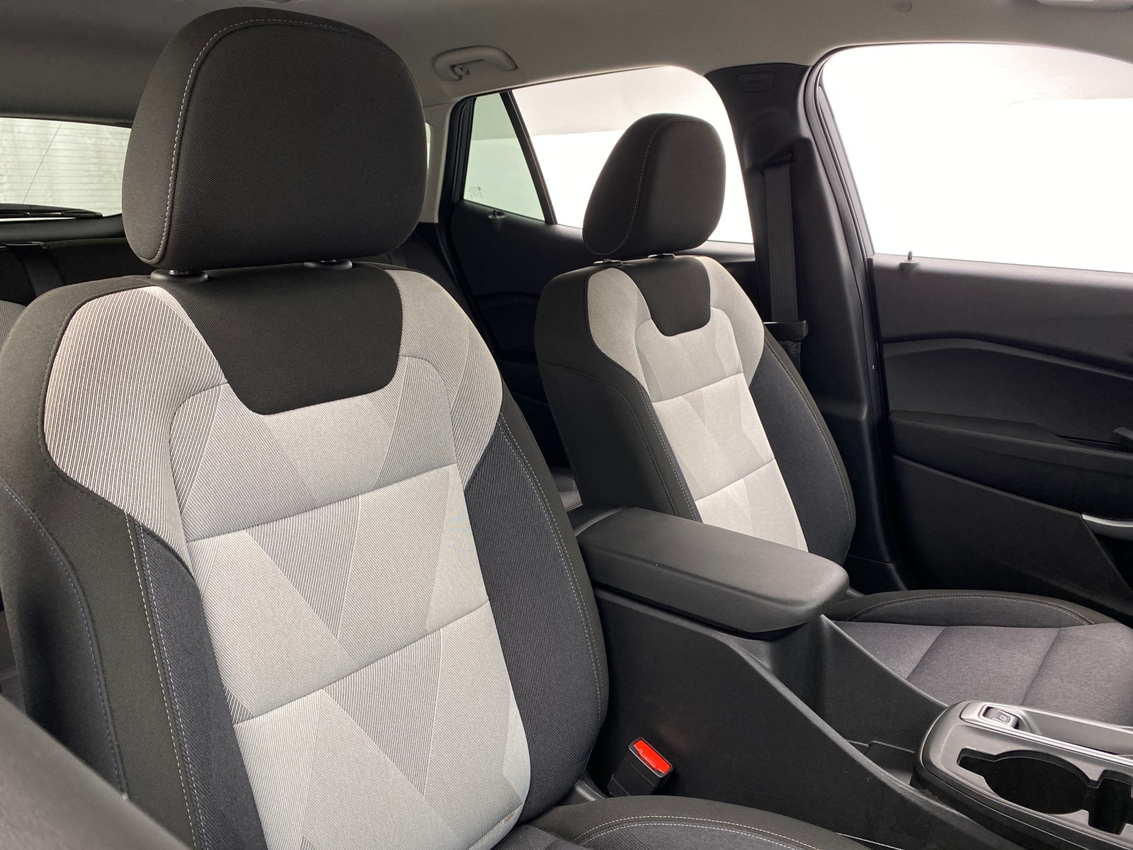 Thumbnail: 2025 Chevrolet Trax - 2