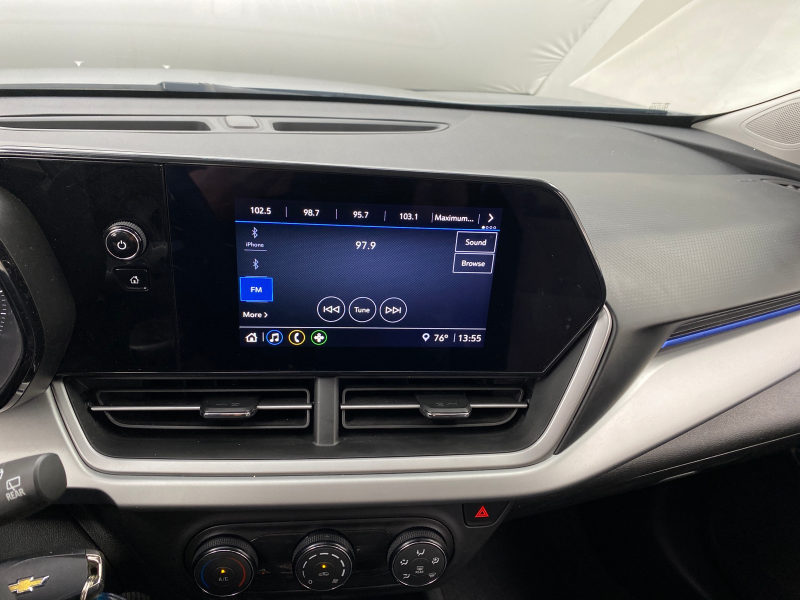 Thumbnail: 2025 Chevrolet Trax - 4