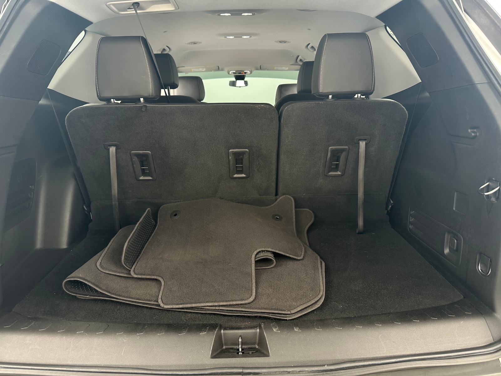 Thumbnail: 2021 Chevrolet Traverse - 6