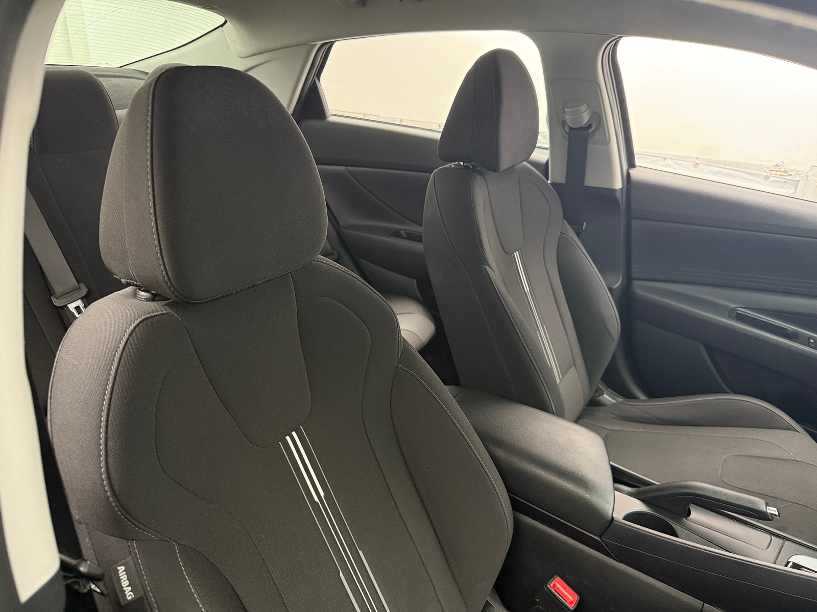 Thumbnail: 2021 Hyundai Elantra - 2