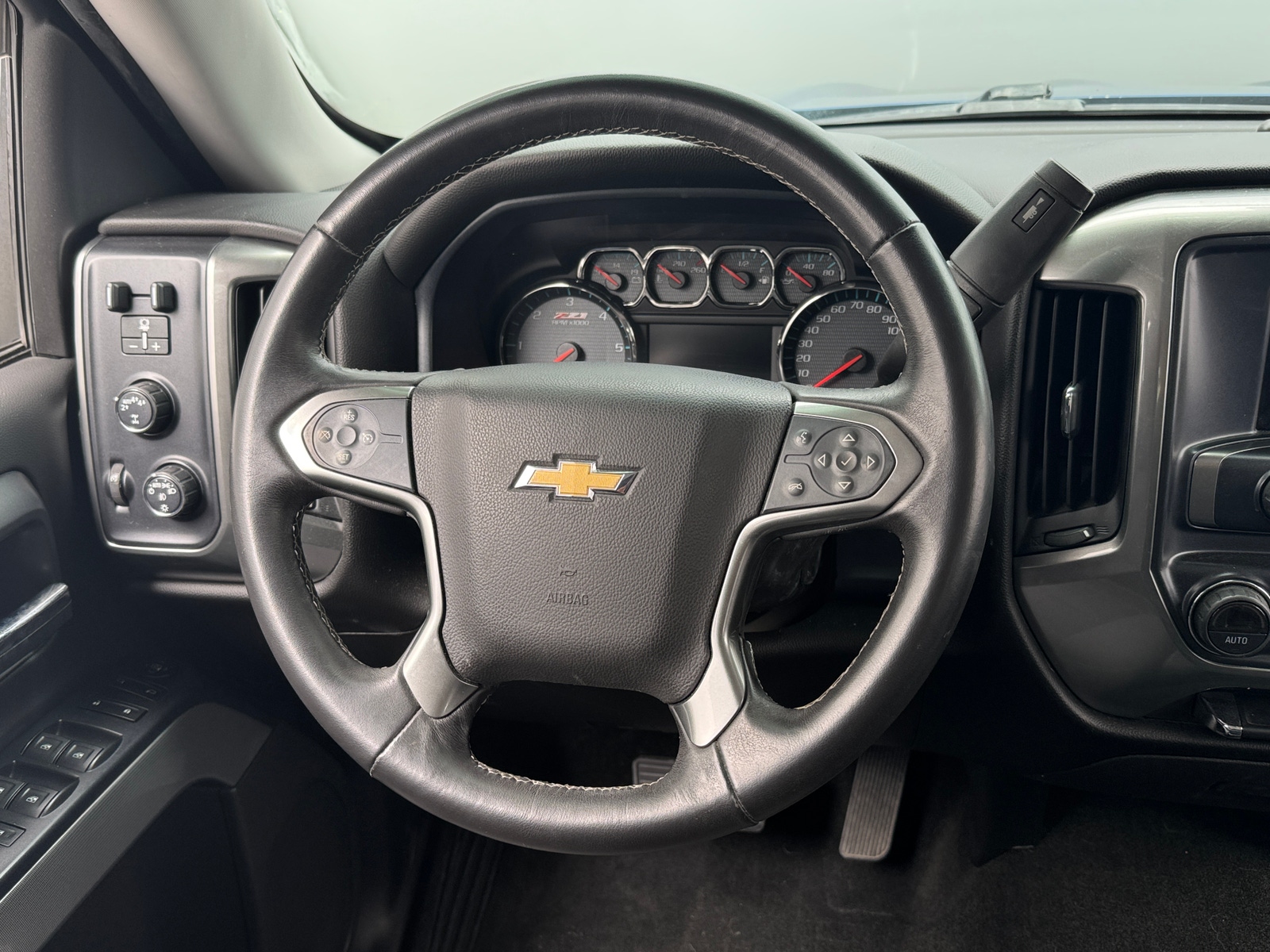 Thumbnail: 2018 Chevrolet Silverado 1500 - 5