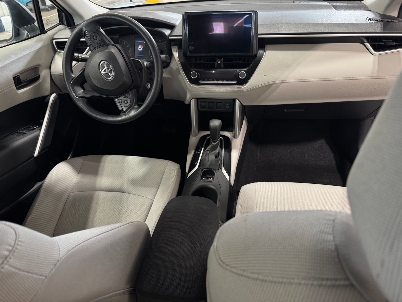 Thumbnail: 2024 Toyota Corolla Cross - 3