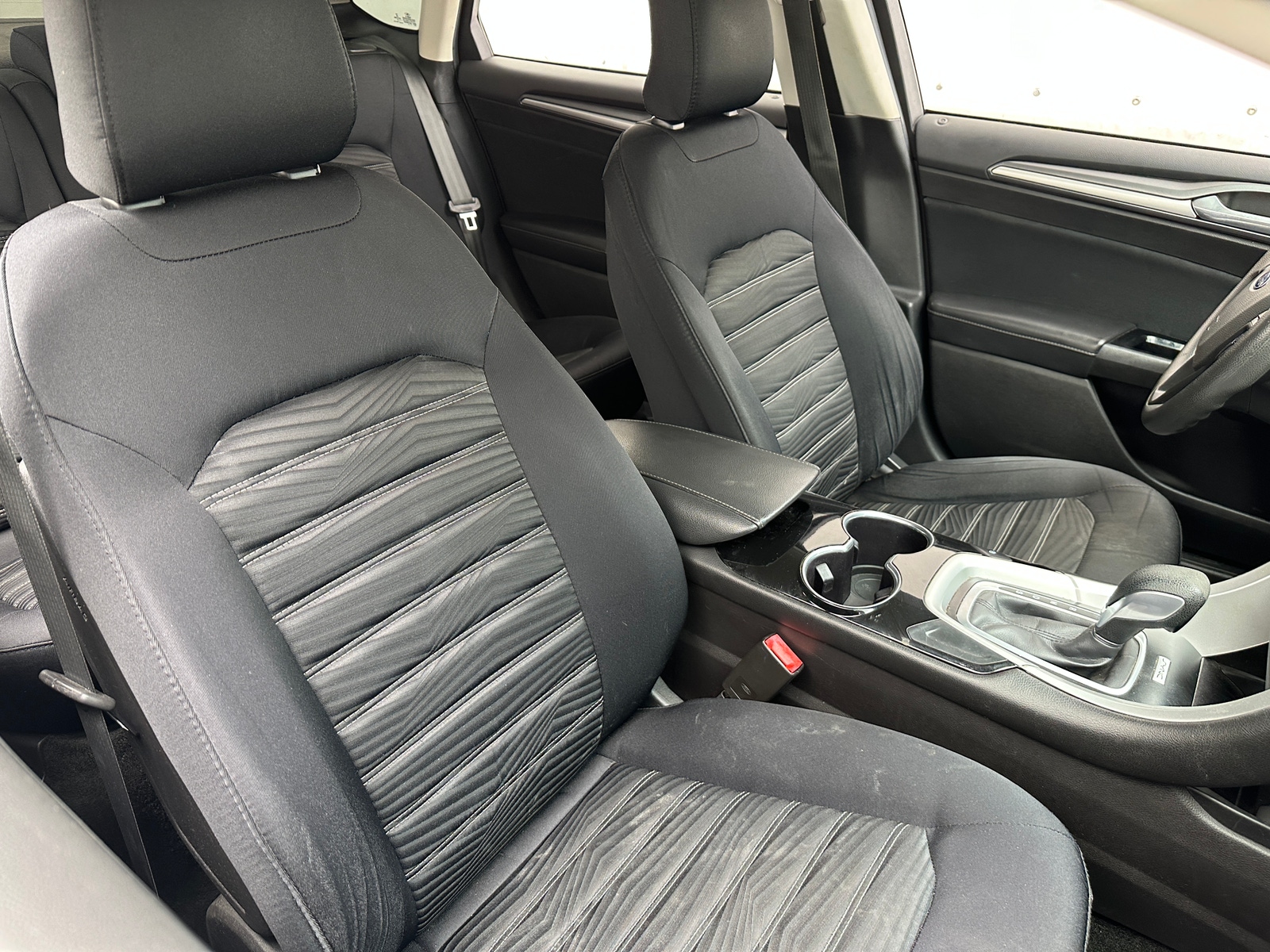 Thumbnail: 2016 Ford Fusion - 2