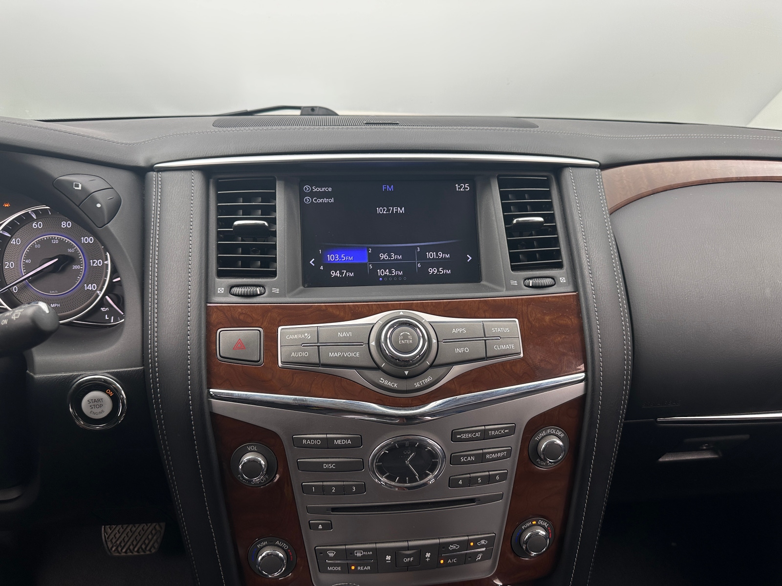 Thumbnail: 2018 INFINITI QX80 - 3