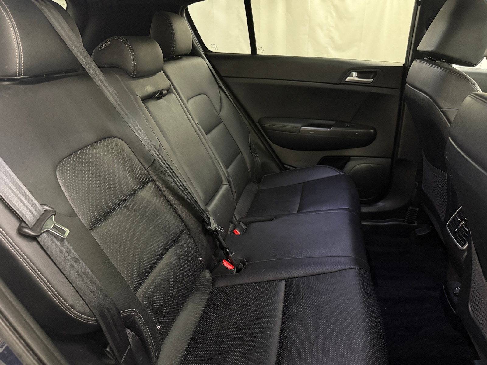 Thumbnail: 2020 Kia Sportage - 5