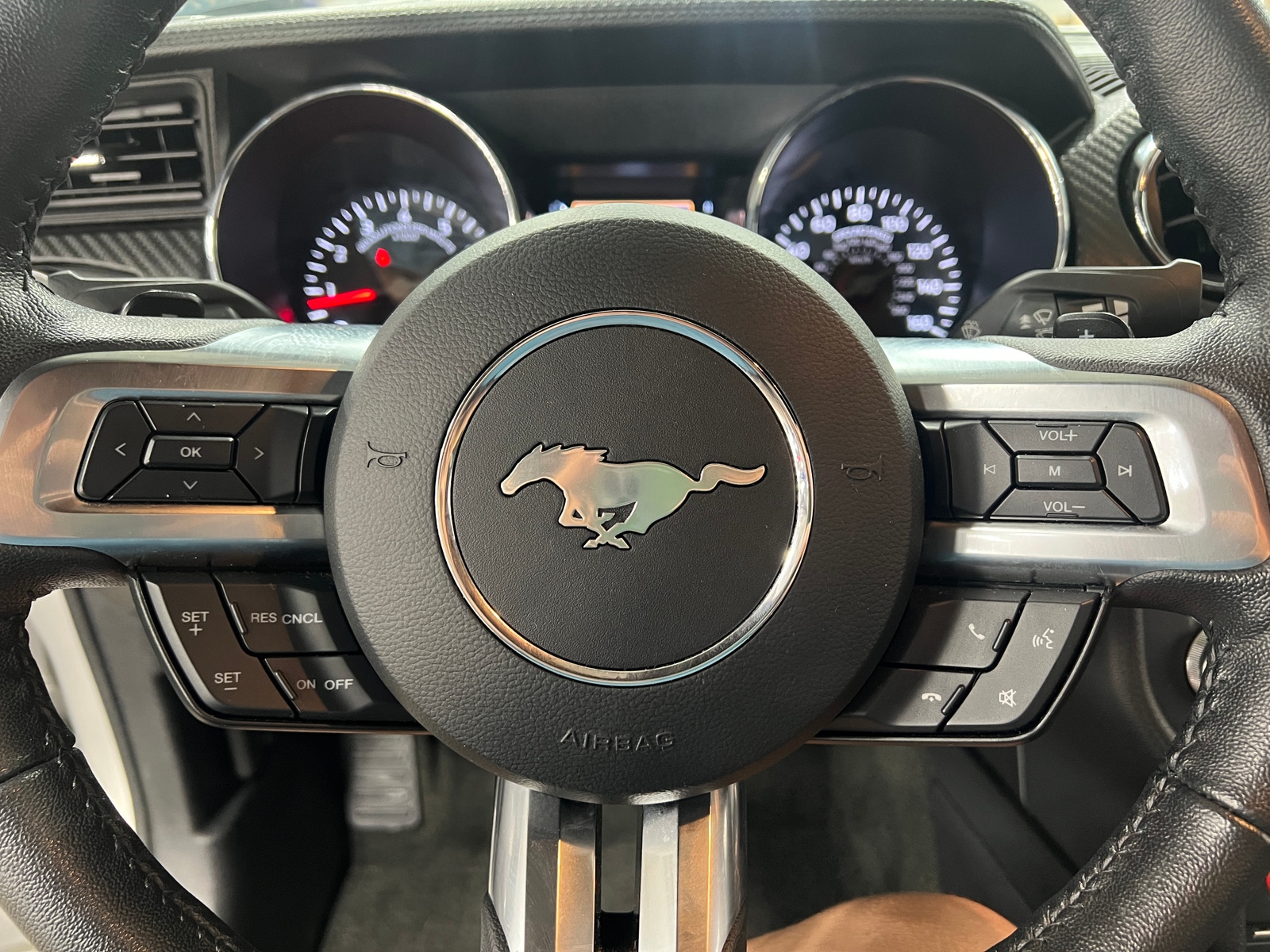 Thumbnail: 2017 Ford Mustang - 4