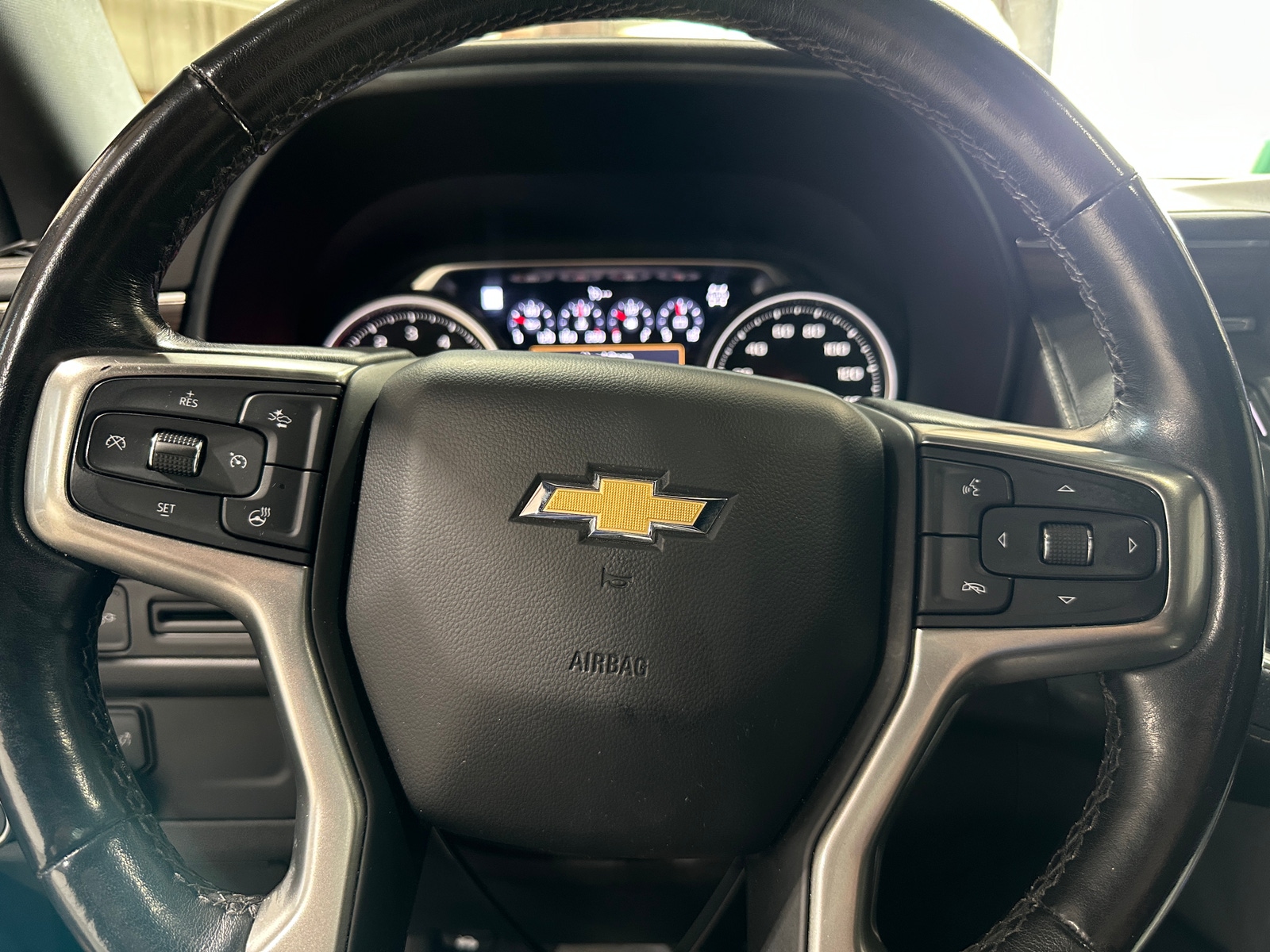 Thumbnail: 2021 Chevrolet Suburban - 4