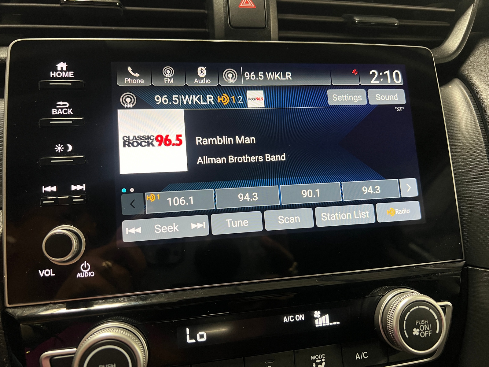 Thumbnail: 2021 Honda Insight - 4