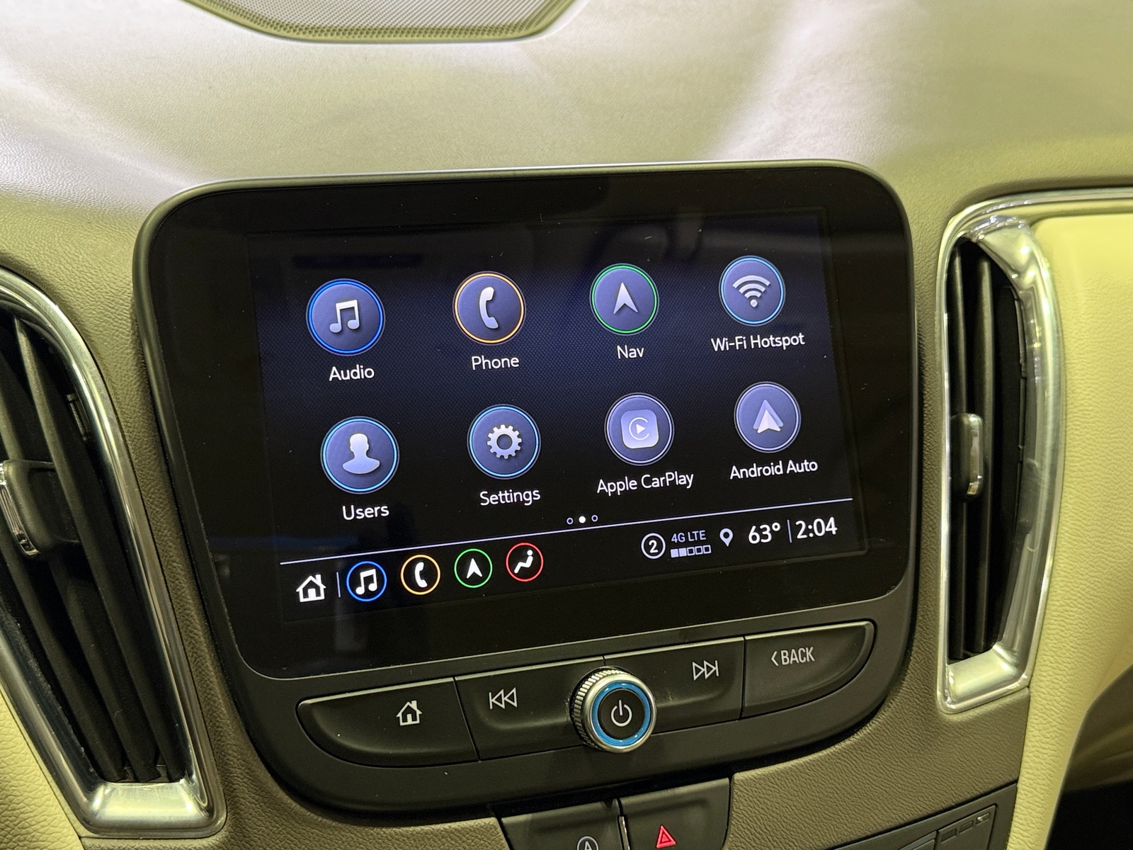 Thumbnail: 2024 Chevrolet Malibu - 3
