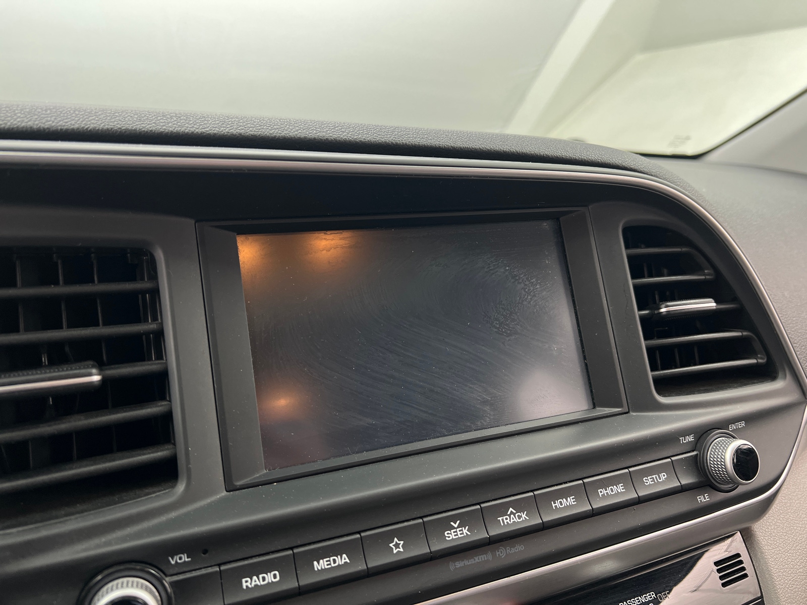 Thumbnail: 2019 Hyundai Elantra - 4