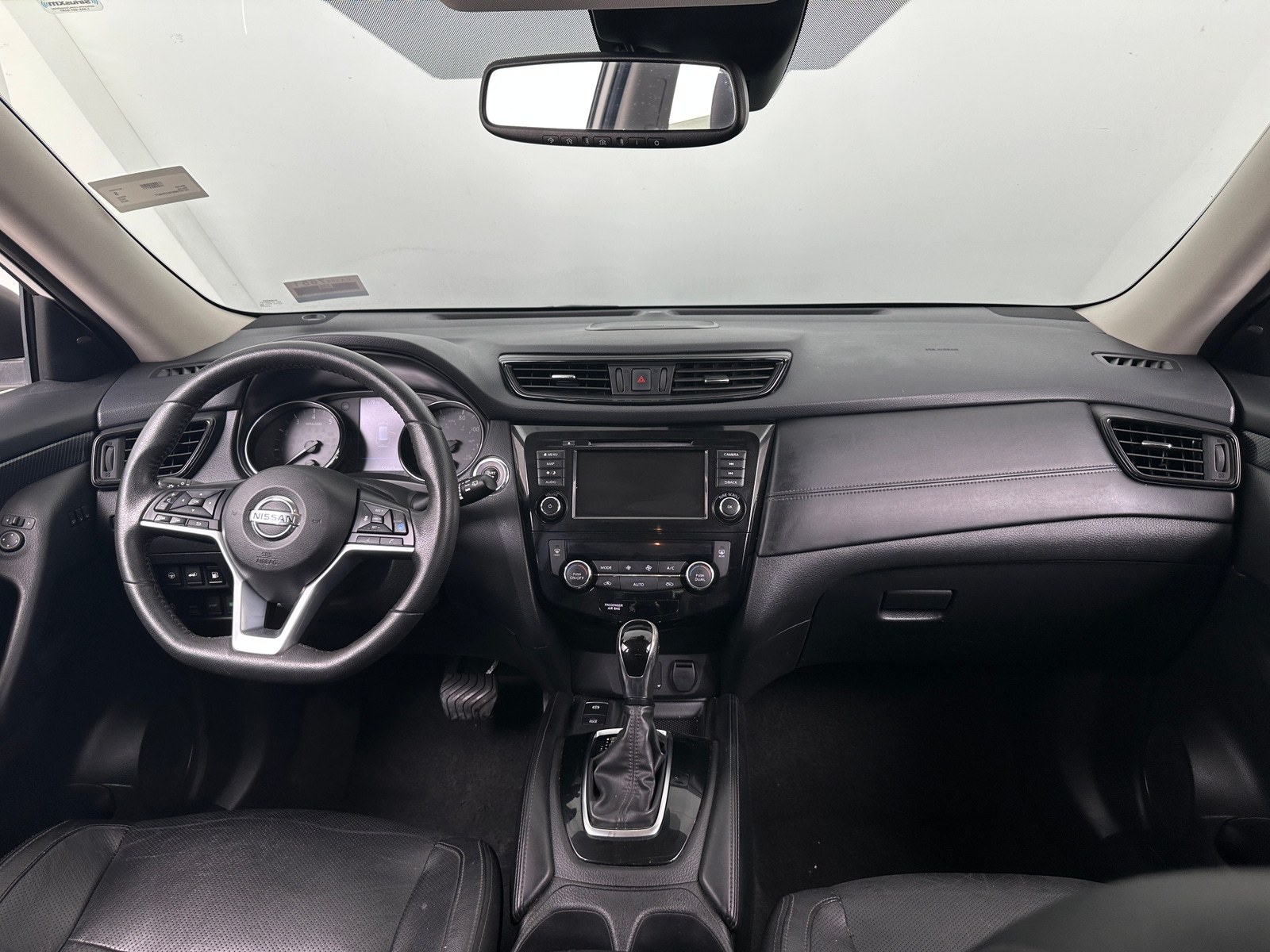 Thumbnail: 2019 Nissan Rogue - 2