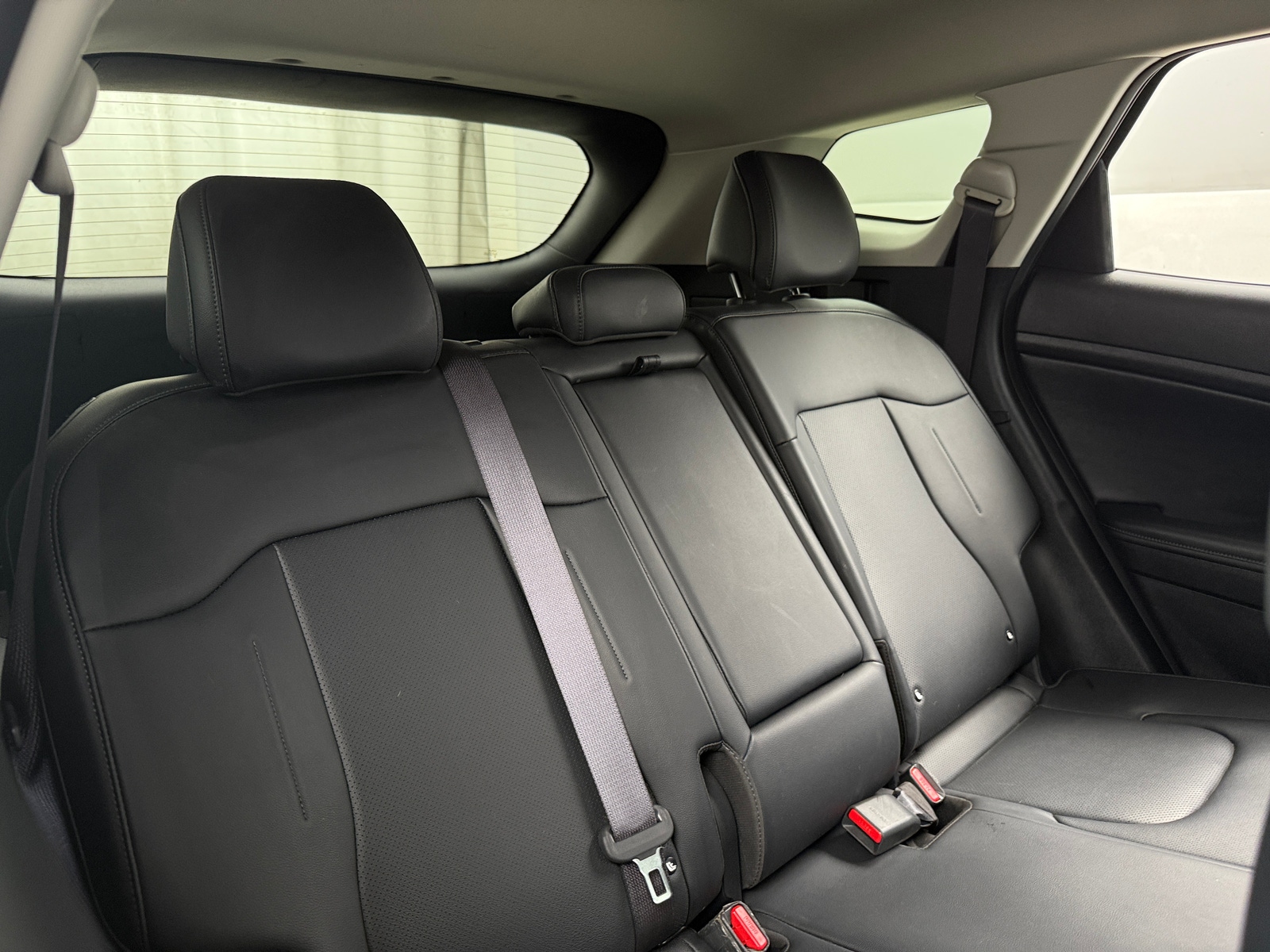 Thumbnail: 2023 Kia Sportage - 5