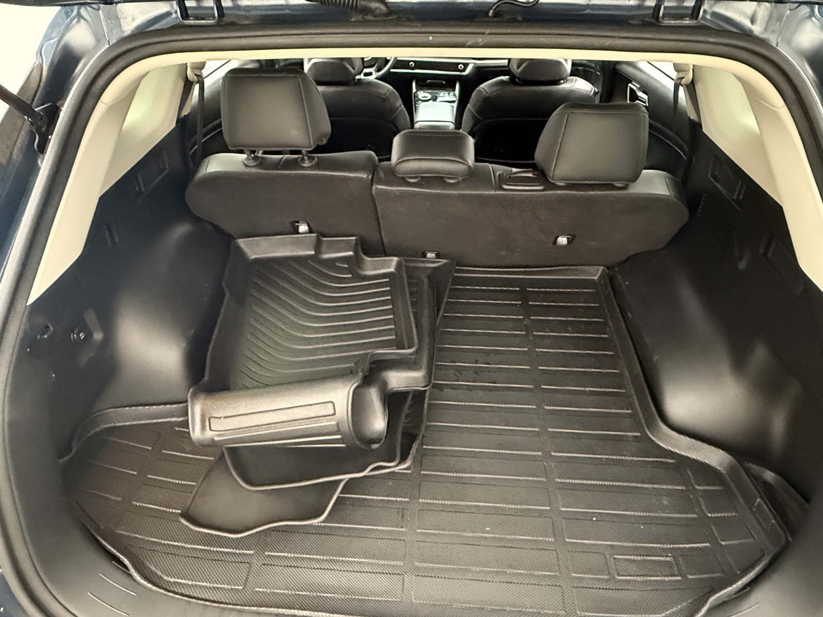Thumbnail: 2023 Kia Sportage - 6