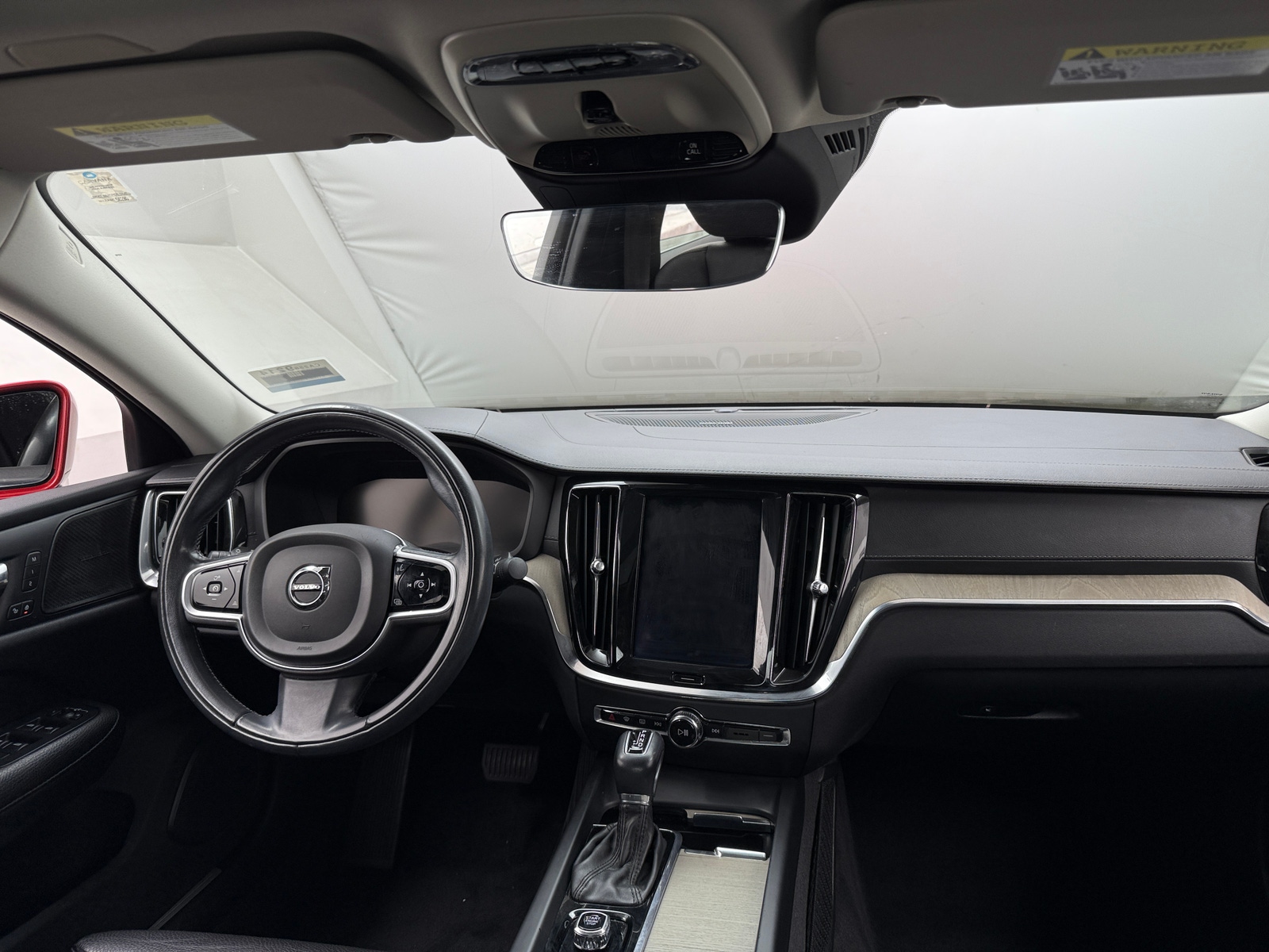 Thumbnail: 2019 Volvo S60 - 2