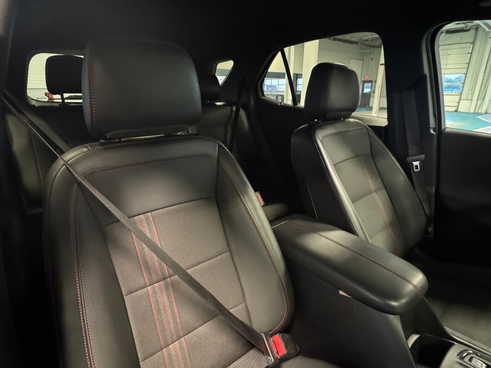 Thumbnail: 2022 Chevrolet Equinox - 2