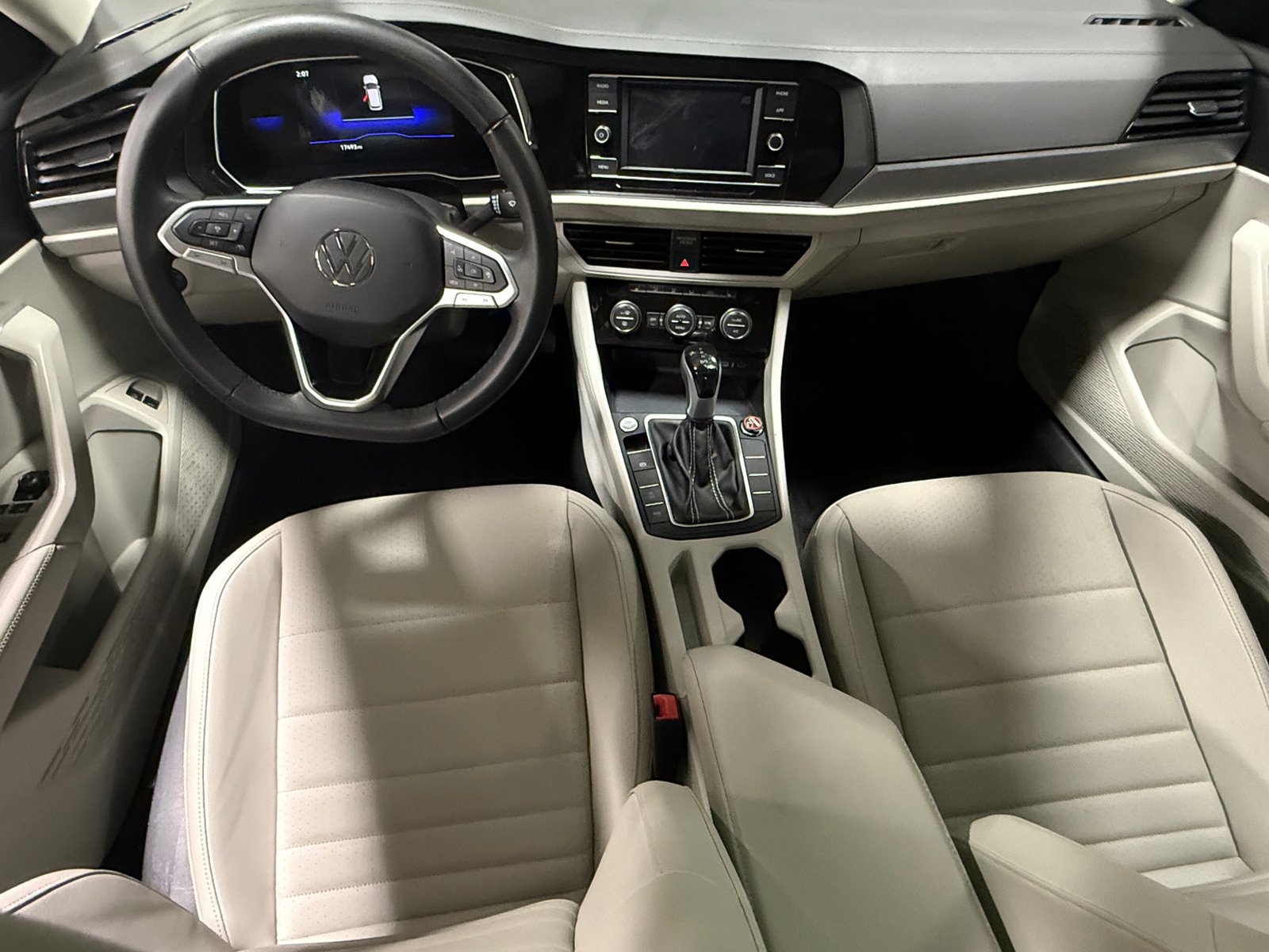 Thumbnail: 2024 Volkswagen Jetta - 2