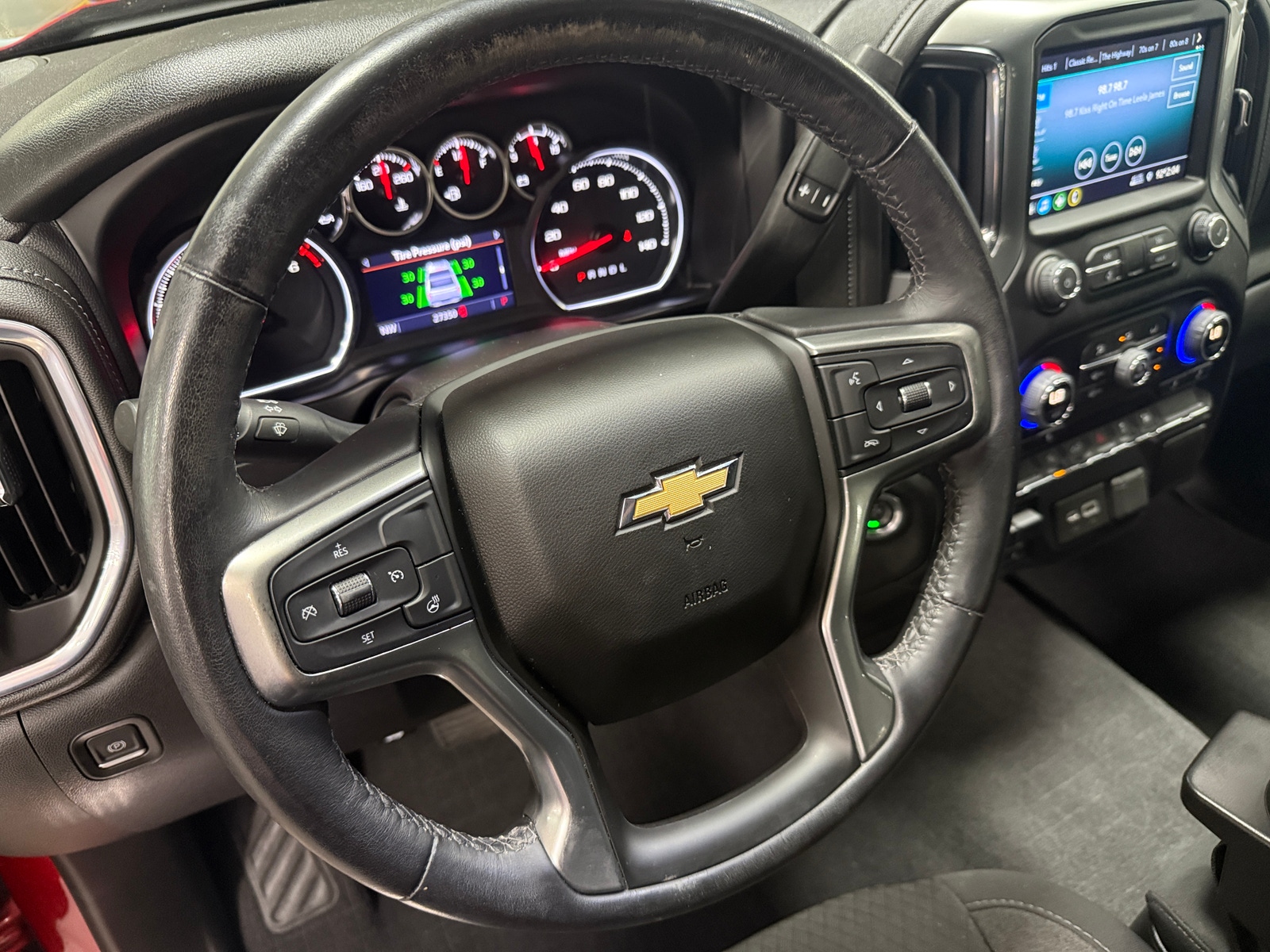 Thumbnail: 2021 Chevrolet Silverado 1500 - 5