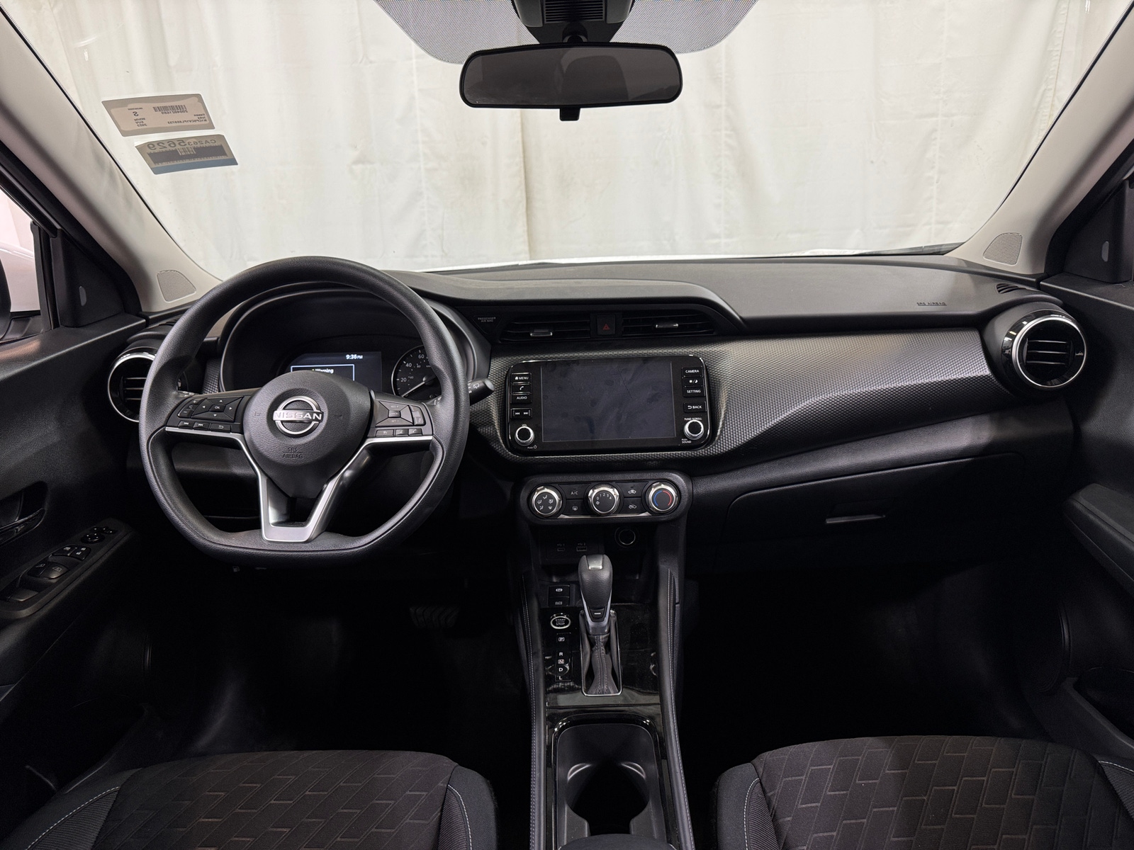 Thumbnail: 2023 Nissan Kicks - 3