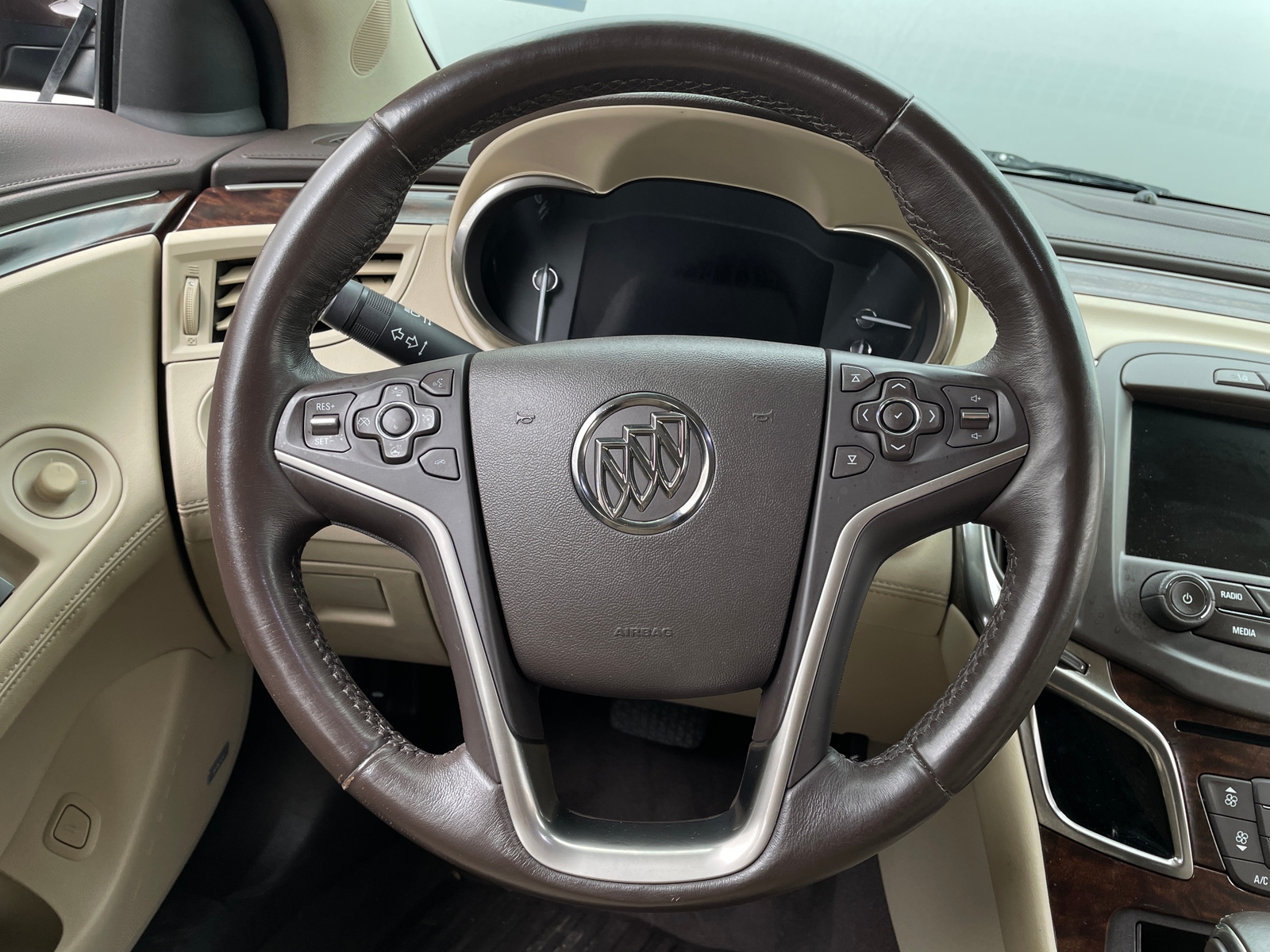 Thumbnail: 2015 Buick LaCrosse - 4