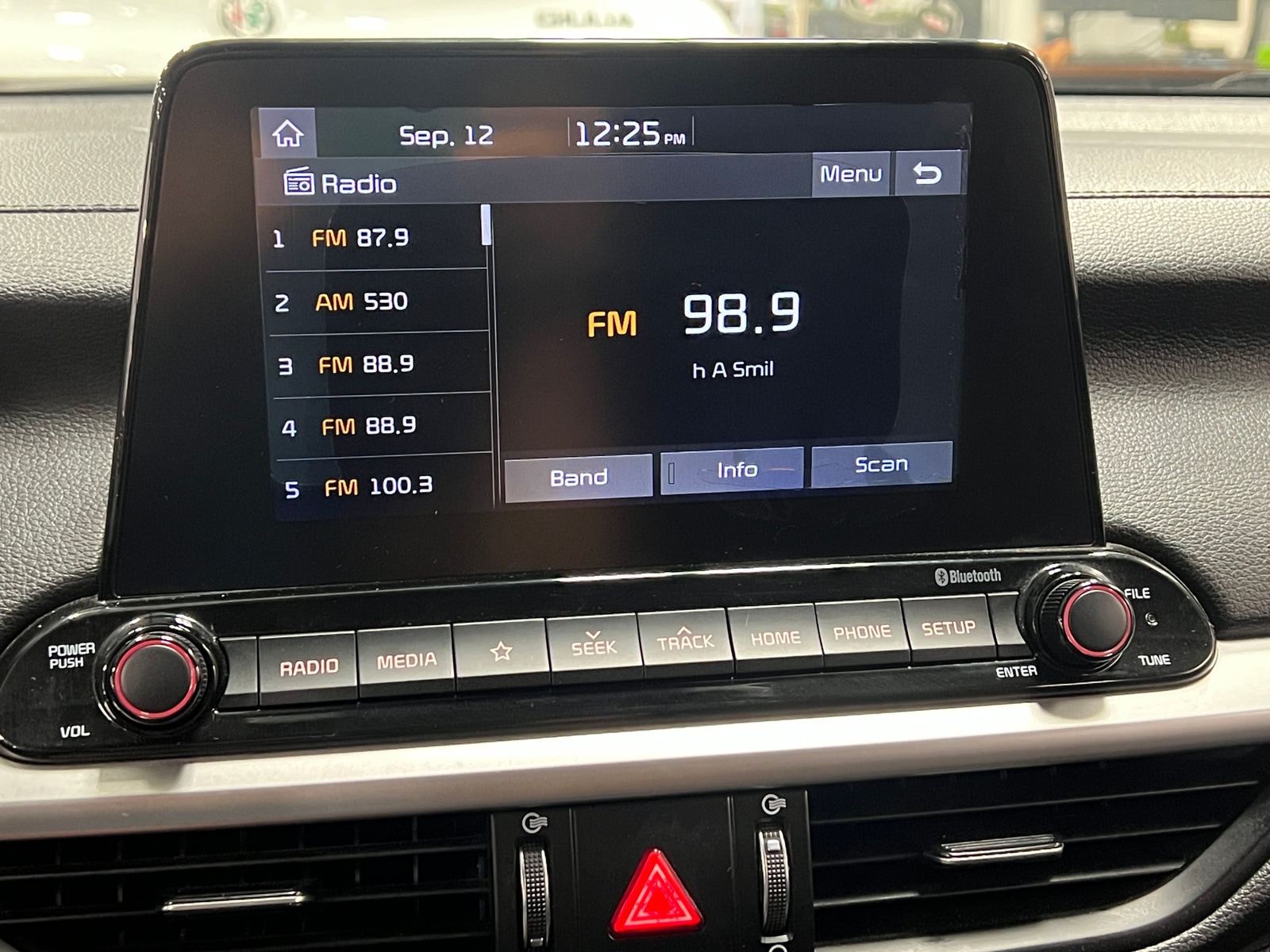 Thumbnail: 2020 Kia Forte - 4