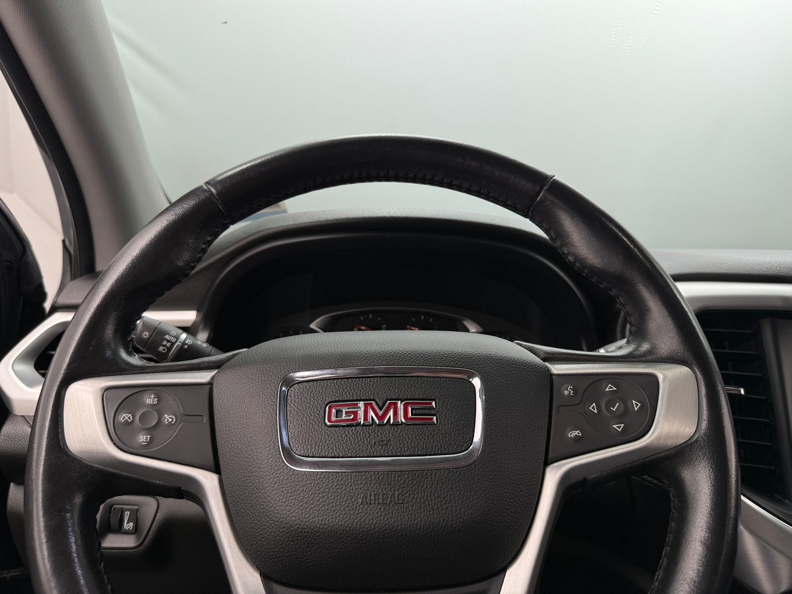 Thumbnail: 2020 GMC Acadia - 4